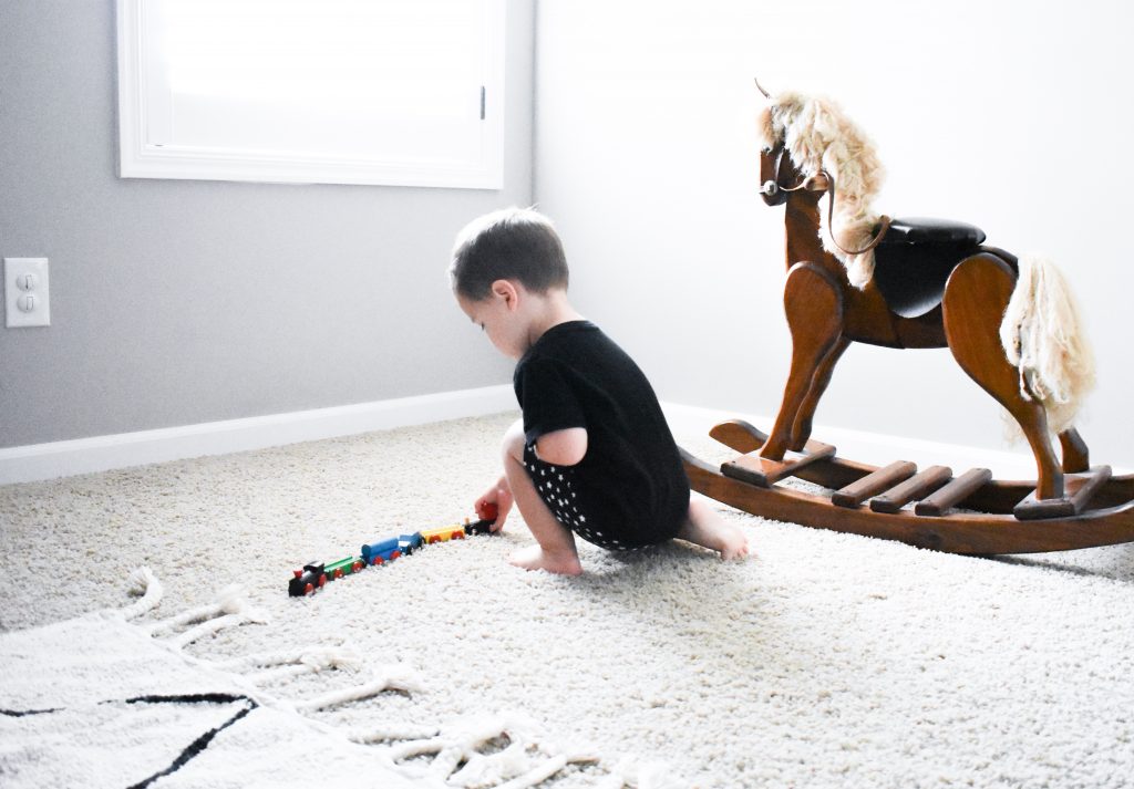 How to Entertain a Toddler While Breastfeeding a Newborn • COVET by tricia