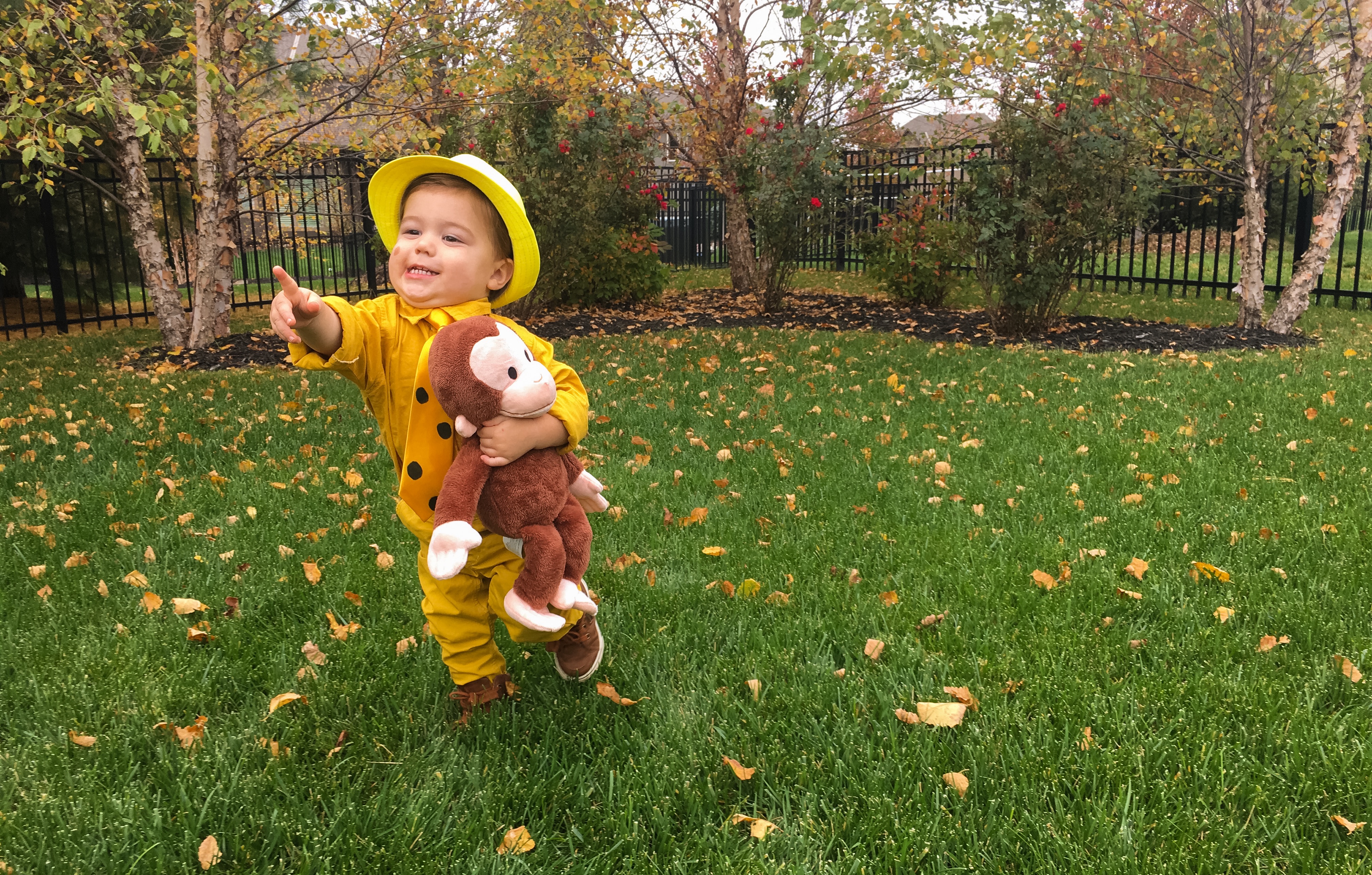The Man in the Yellow Hat Costume Toddler Curious George Halloween Costume