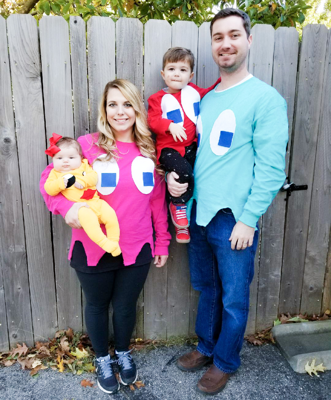 Ms. Pacman and Ghosts Costumes! Here's a DIY family Halloween costume idea that is easy to put together, even as a last-minute Halloween costume! This family Halloween costume could also be adapted to a regular Pac-man for a boy infant or toddler. Pacman and Ms. Pacman costumes would also be great for cosplay or dress-up outside of Halloween, too!