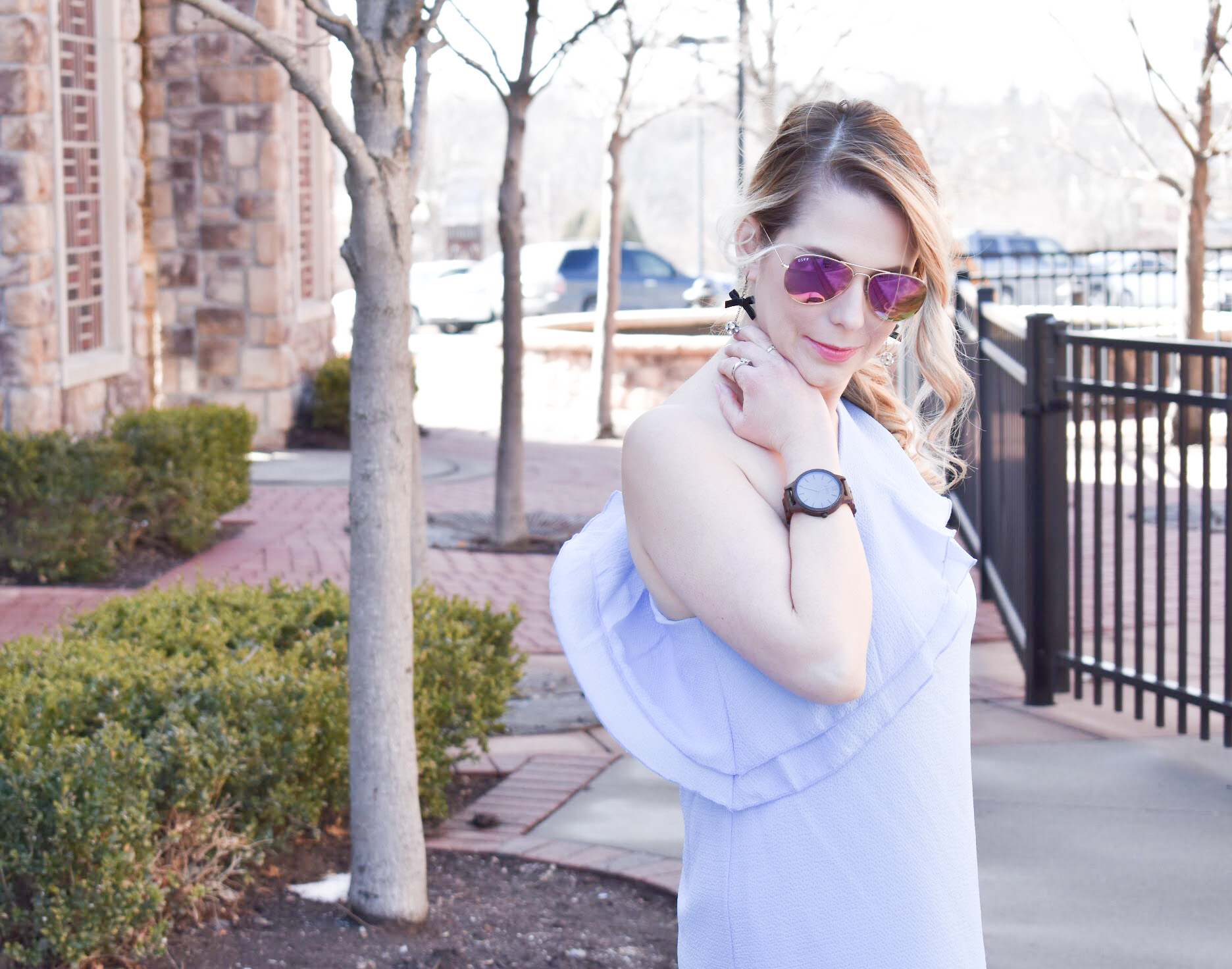 Top 5 Spring Fashion Trends 2018 - Wondering what the top spring trends will be in 2018? Fashion blogger COVET by tricia shares her top 5 spring must-haves to get you ready for warmer weather! From clothes to accessories, here's what your closet needs to be ready for spring 2018.