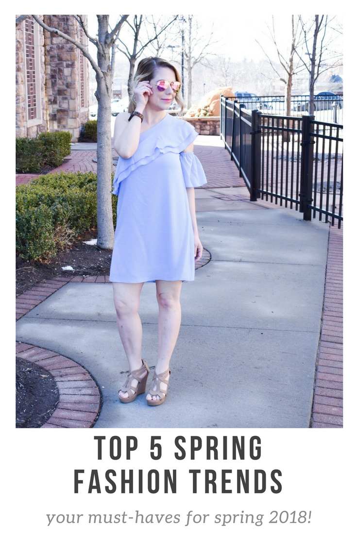 Top 5 Spring Fashion Trends 2018 - Wondering what the top spring trends will be in 2018? Fashion blogger COVET by tricia shares her top 5 spring must-haves to get you ready for warmer weather! From clothes to accessories, here's what your closet needs to be ready for spring 2018.