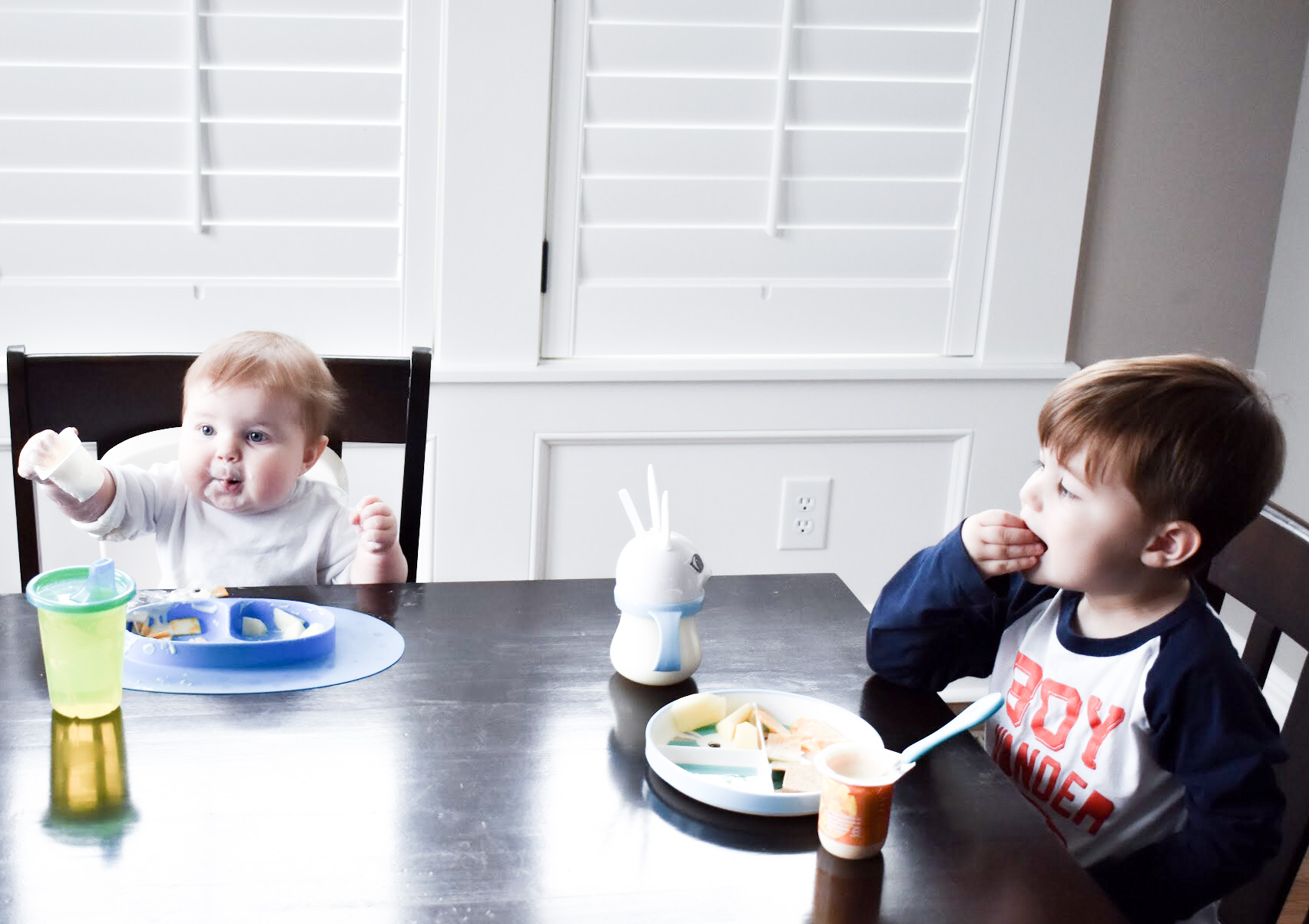 Lunch Ideas for Preschooler and Baby: Getting lunch on the table for a preschooler and baby is just one of the challenges moms face during the day. Toddlers are notoriously picky eaters, so what can you serve that will please everyone? Of course, you want preschooler lunch ideas that don't take too much prep time, because, well, you have a preschooler. Lunch ideas for baby are difficult, too! Here's some examples of typical meals for a preschooler and baby at my house. #ad