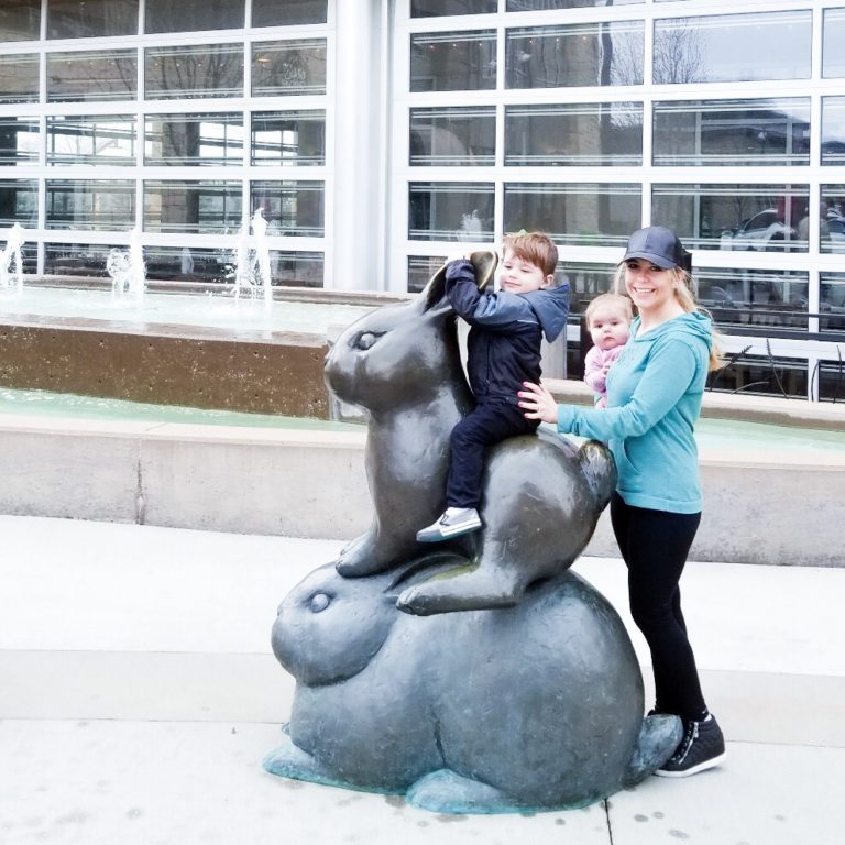 Mother's Day Brunch in Kansas City [Pinstripes Sunday Brunch Review