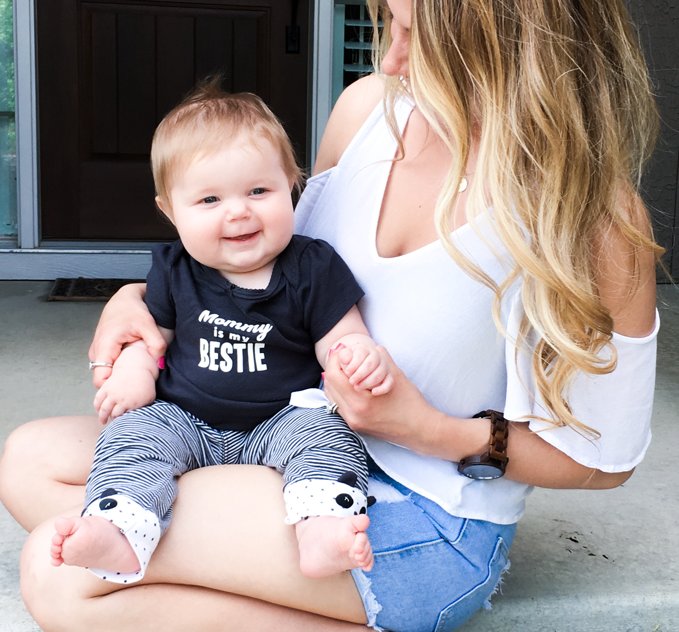 Baby Girl Summer Wardrobe - Building a Capsule Wardrobe for Baby. Here's how I built a capsule wardrobe for Baby Girl's summer clothes. A minimalist monochrome baby girl wardrobe in black, white and grey, with touches of baby pink. Simplify your mornings by getting Baby dressed faster and keep her looking stylish with this easy-to-follow advice.