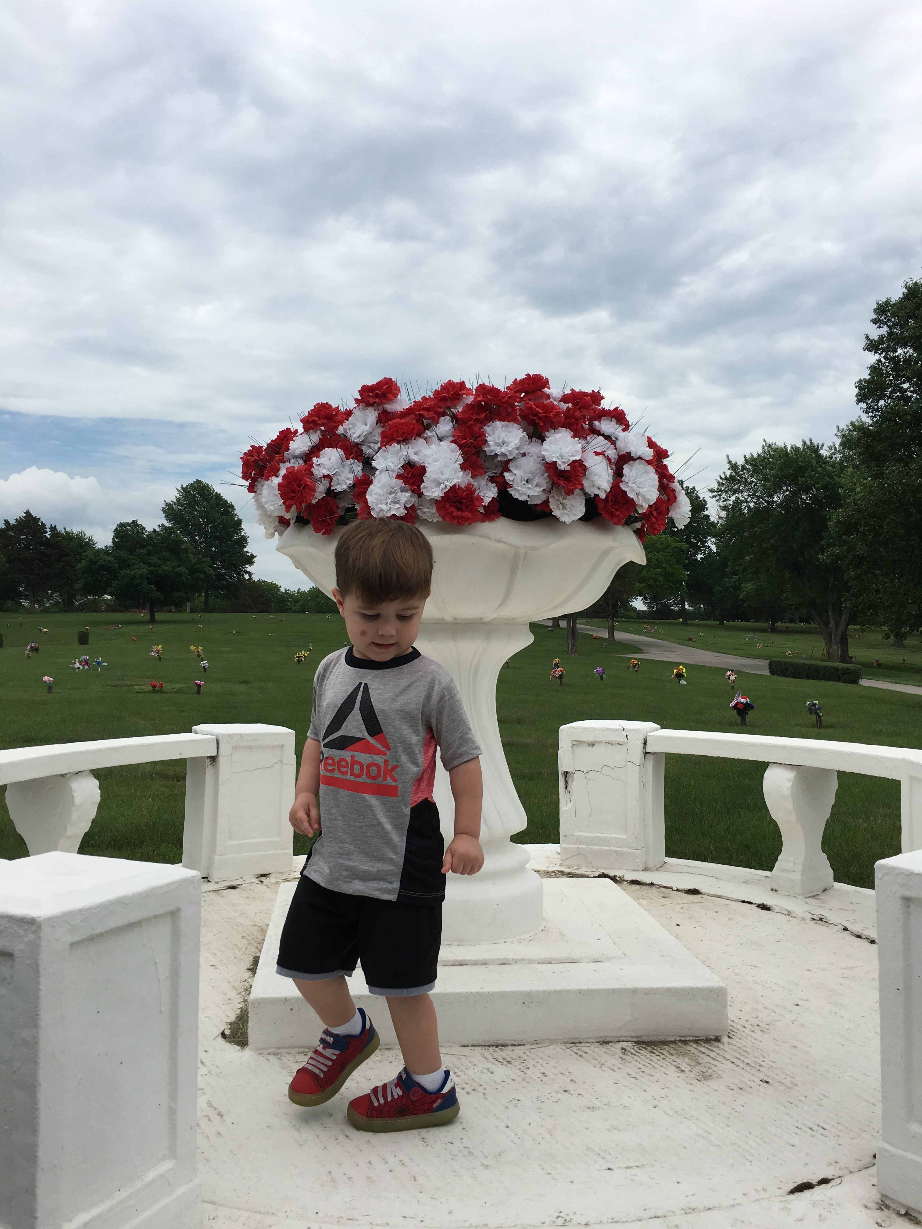 Memorial Day Weekend Recap 2018: How our family of 4 spent Memorial Weekend in Kansas City! Most importantly, we had lots of quality family time. Memorial Day weekend is the kick-off to summer, so here are some family-friendly summer activities for Kansas City families.