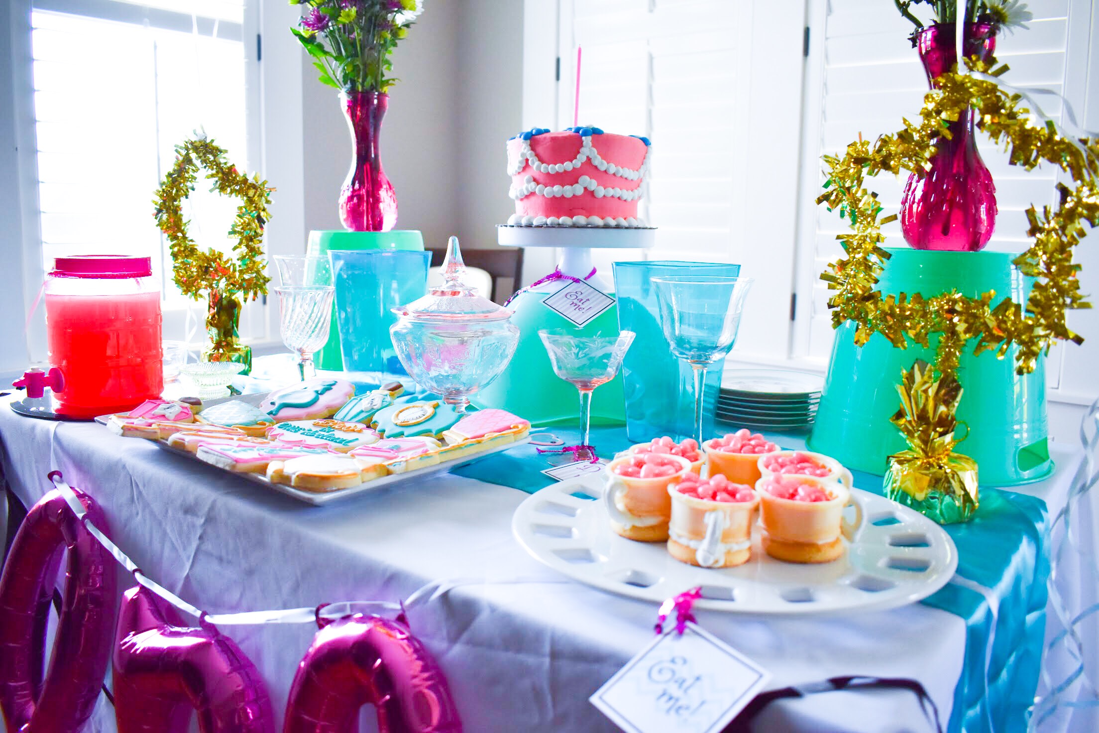 Alice in ONEderland Birthday Party - Alice in ONEderland First Birthday Party - Alice in Wonderland Birthday Party - Alice in Wonderland First Birthday Party - Inspiration, Decor, Ideas, Inspo, Decorations, Smash Cake, Cookies, Dessert Table, Desserts, Quotes, Photos, and more for your Alice in ONEderland themed First Birthday Party, one of the cutest first birthday party themes for girls I've ever seen! #AliceinWonderland #AliceinONEderland #BirthdayParty #FirstBirthday #PartyIdeas