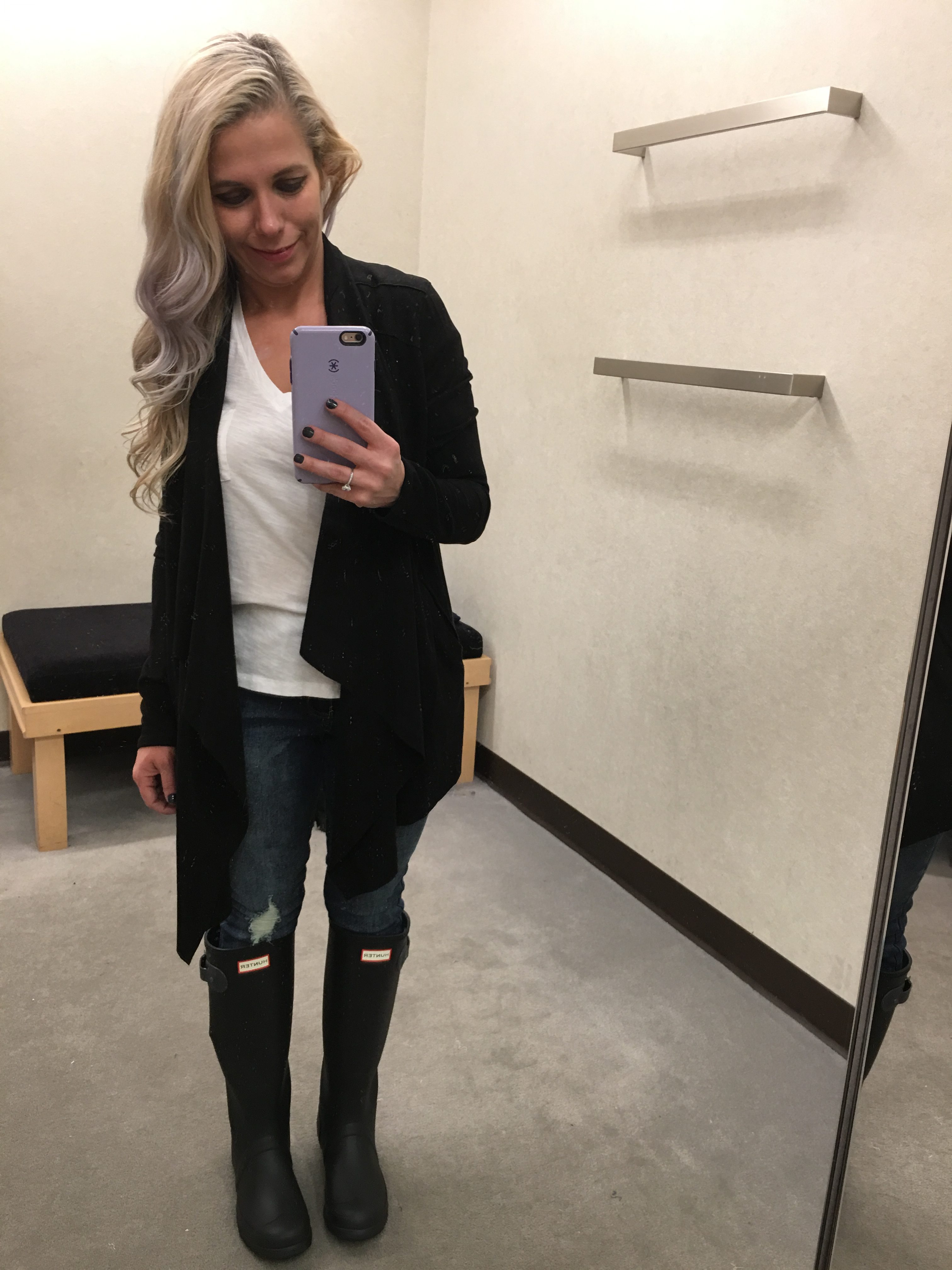 Nordstrom Anniversary Sale 2018 Try On Session Petite Fashion Blogger NSALE - Fashion Blogger COVET by tricia showcases top picks from the 2018 Nordstrom Anniversary Sale. This NSALE try on session shows how top NSALE picks look on petite build. Nordstrom Anniversary Sale Dressing Room Diaries include top picks like Hunter boots, Paige denim, cardigan, moto jackets, and more. #NSALE #Nordstrom #NordstromAnniversarySale #NSALE2018 #NordyGirl #WomensFashion #WomensStyle #FashionBlogger #StyleBlogger #KansasCity