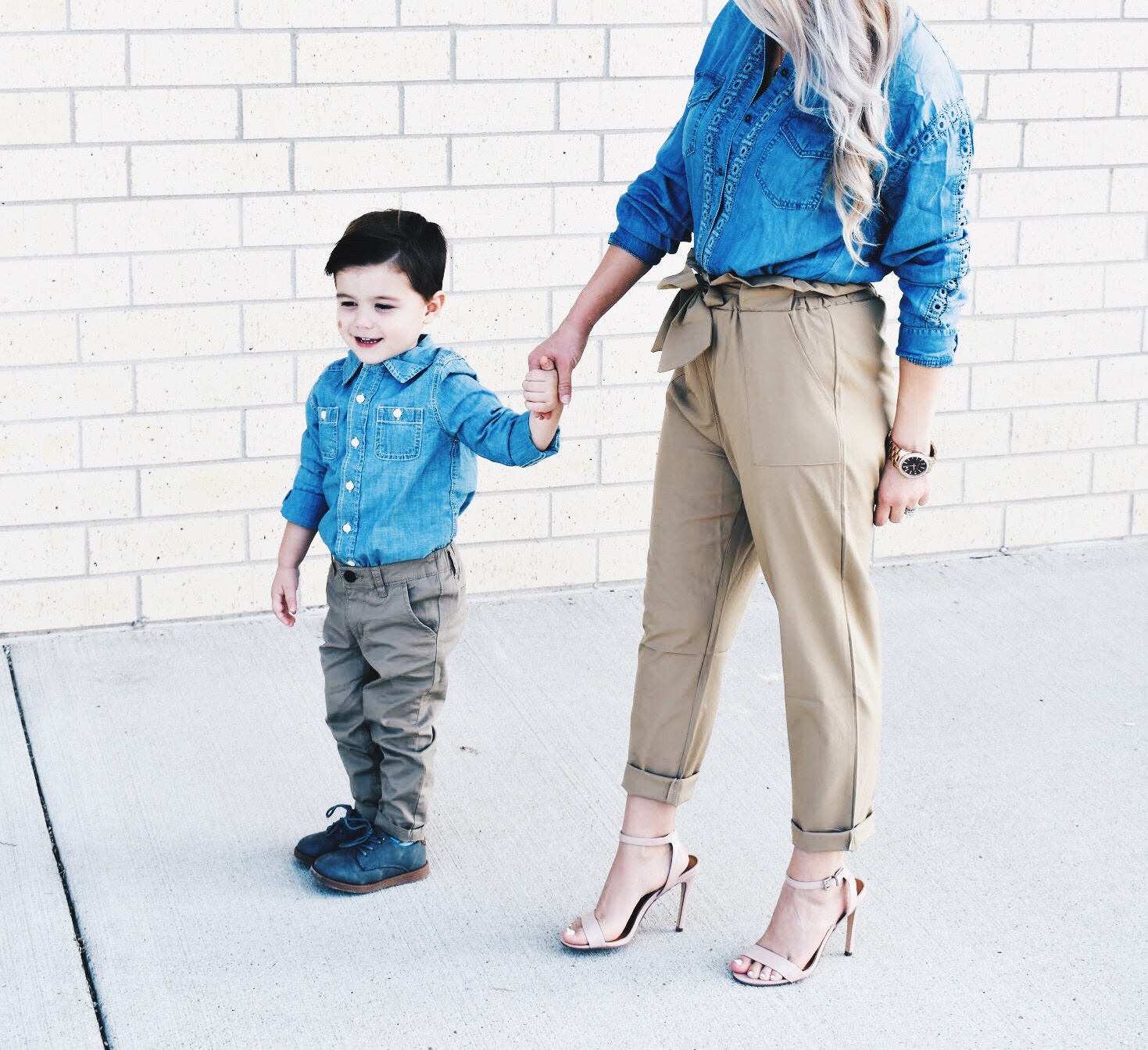 Mommy and Son Matching Outfit Ideas - Mommy and Me Outfits for Boys - Mommy and Me Son Outfits - Outfits for Mommy and Son - Chambray Shirt with Khakis is an outfit that can work for mommy and son! Fashion blogger COVET by tricia shows how to style a chambray shirt with khakis in a mommy and me outfit idea for boy moms. #KidsFashion #MommyandMe #Twinning #BoyMom