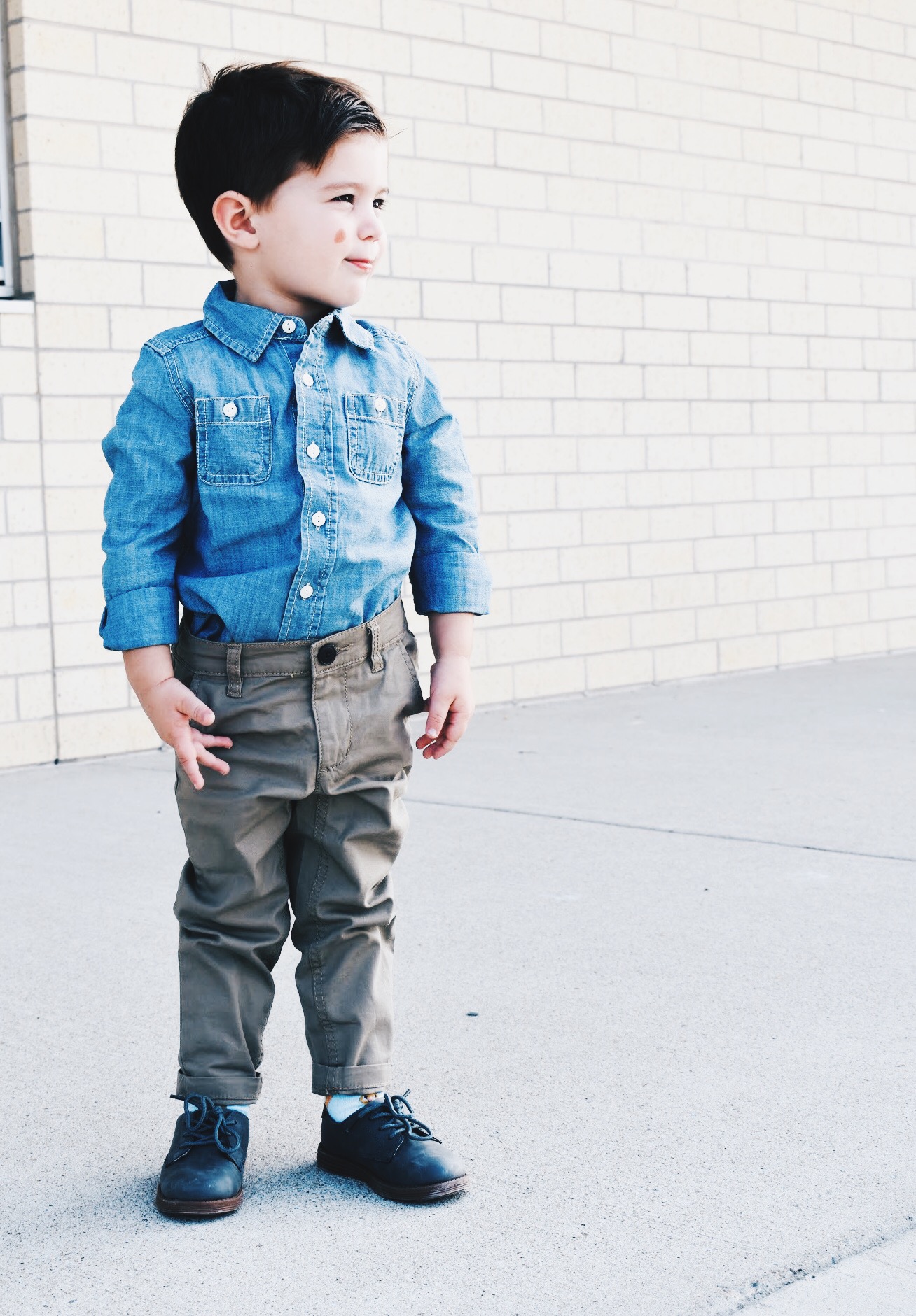 Khaki shirt outfit sale