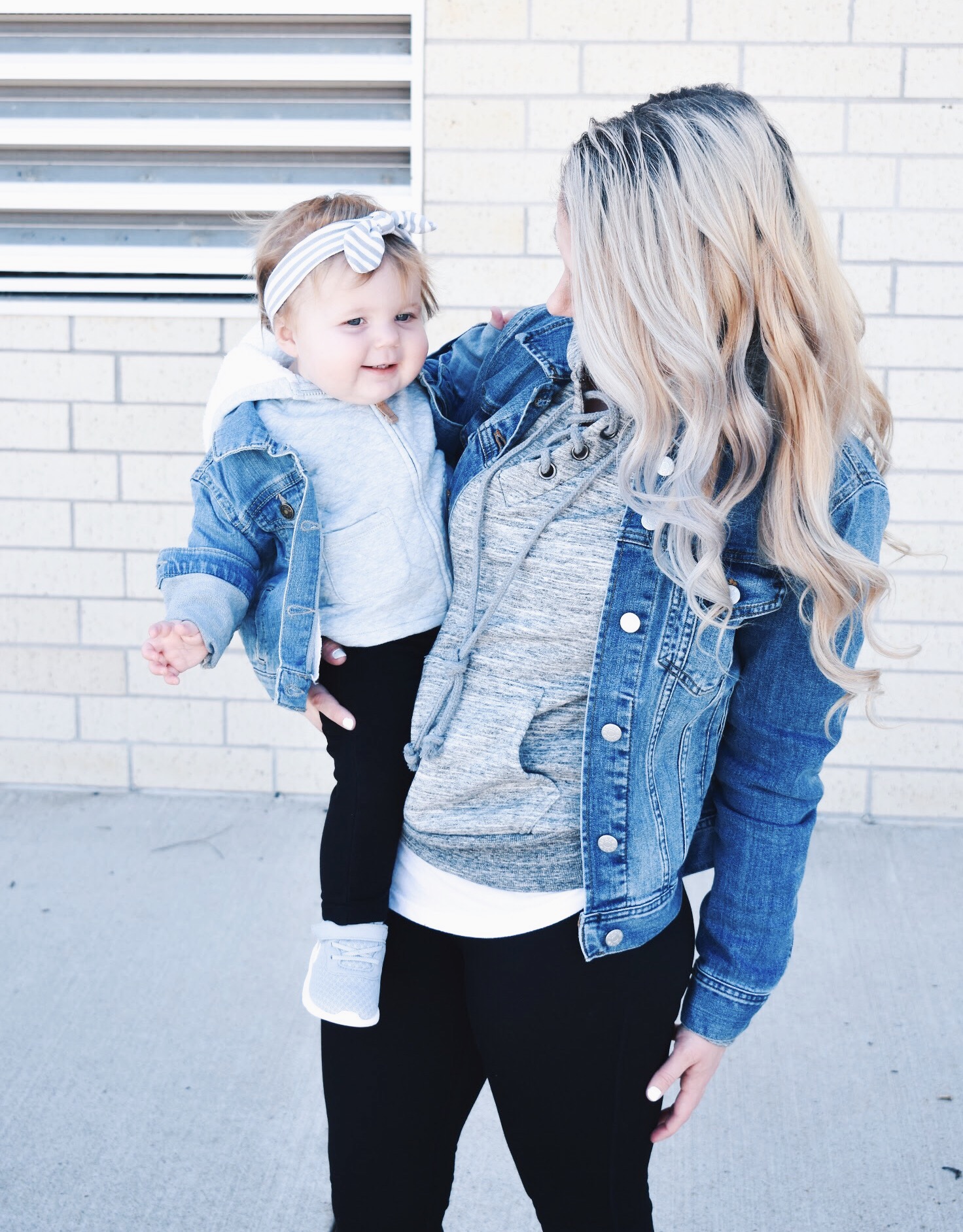 mom and newborn girl matching outfits