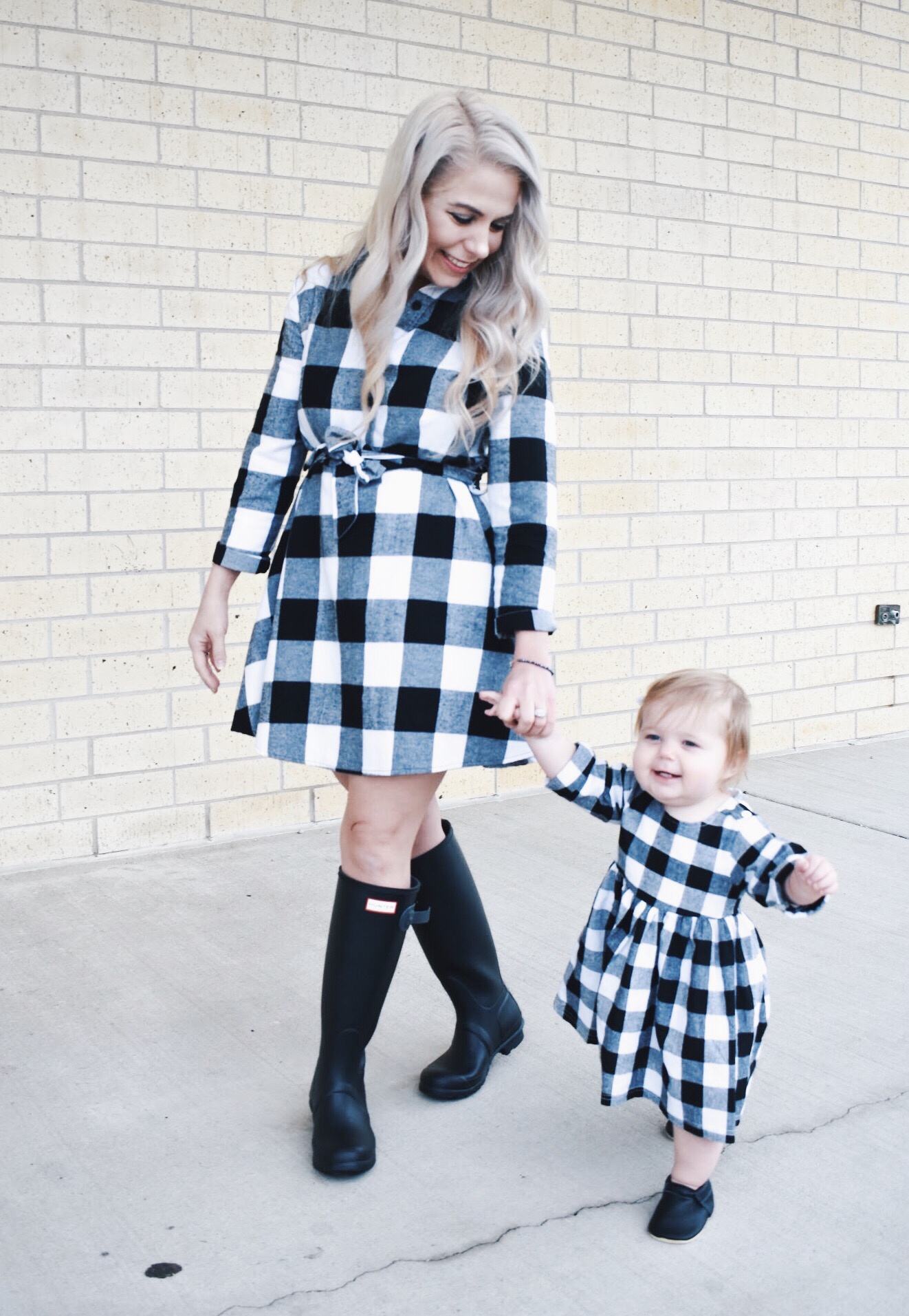 mom and baby twinning clothes