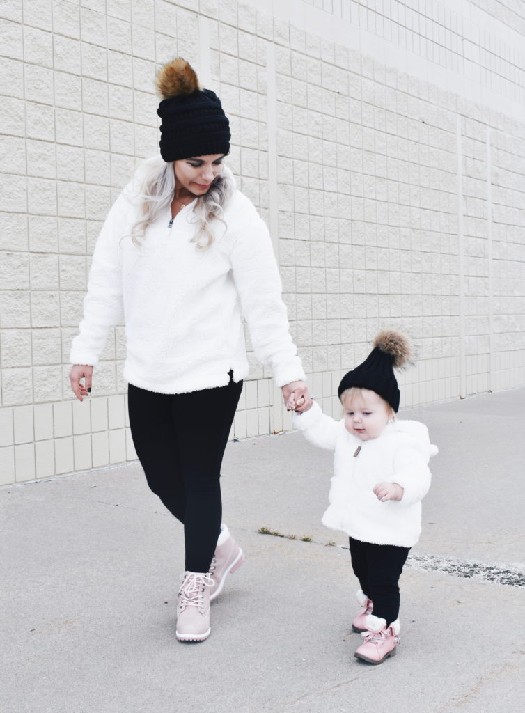 mother daughter winter outfits