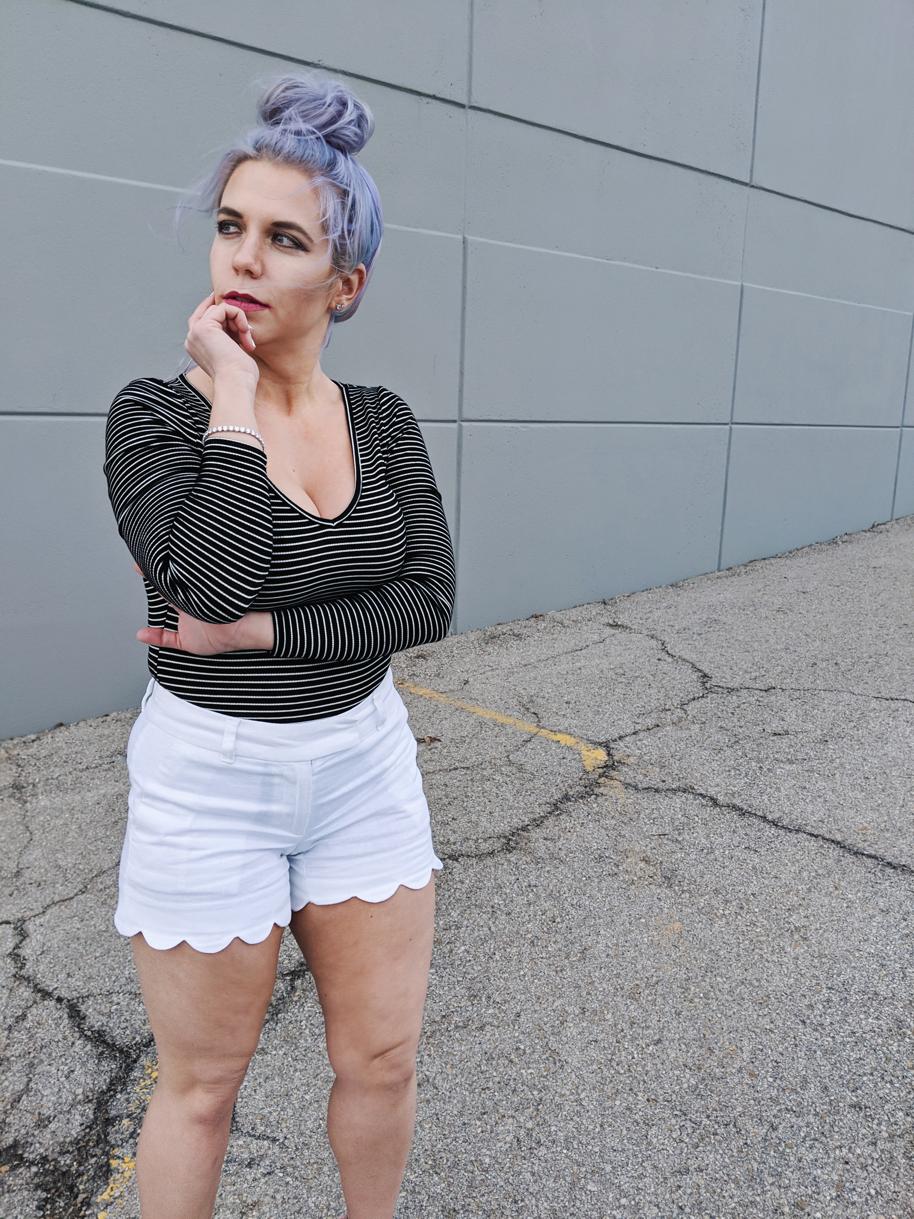 monochrome spring outfits