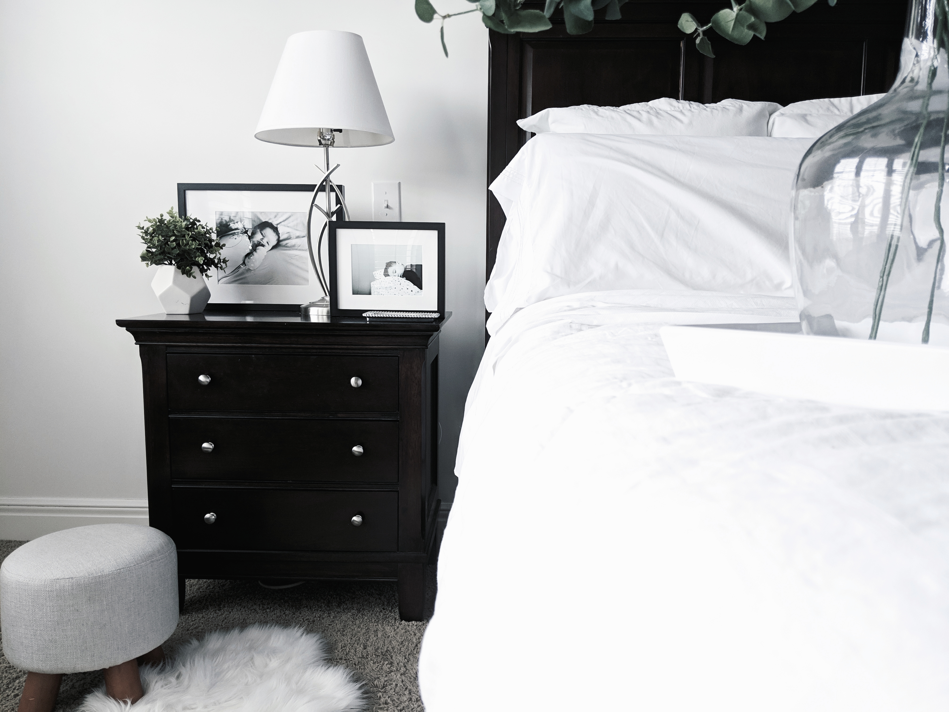 Black and White Master Bedroom Ideas: Inspiration for a monochrome master bedroom with classic black and white decor. Keep your bedroom sleek and modern with this chic black and white decor. The best part: all sources are affordable! Master bedroom inspo, master bedroom decor, white bedding, white bedroom. #MasterBedroom #HomeDecor #Modern #LTKhome