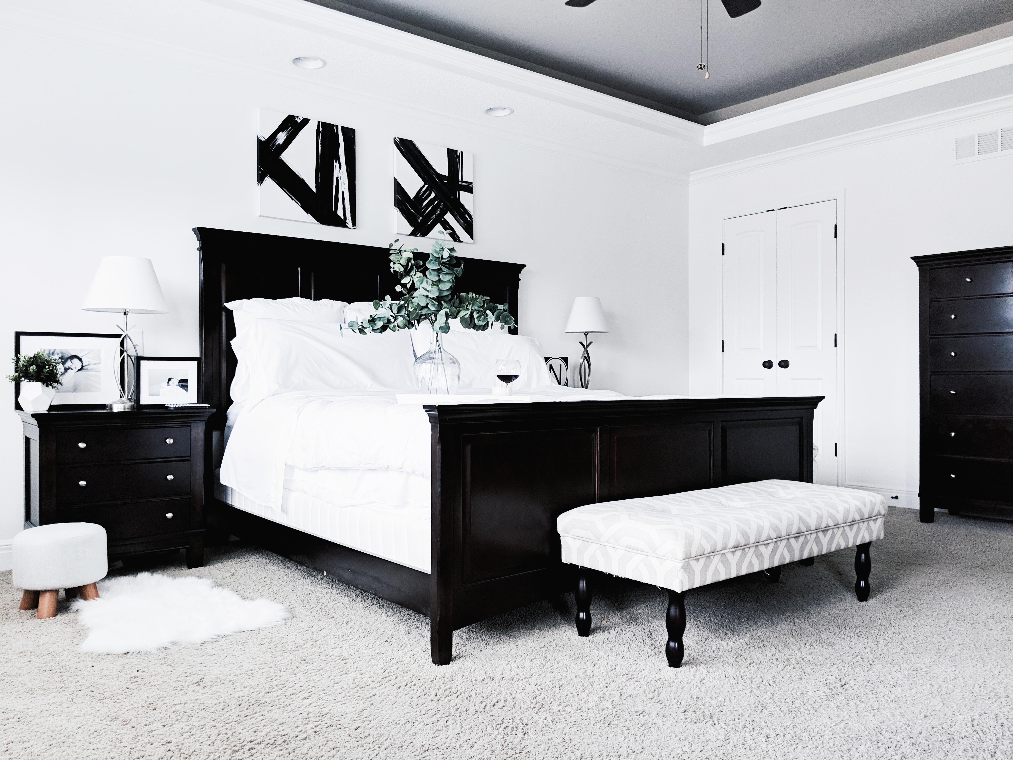 Black And White Master Bedroom Decor