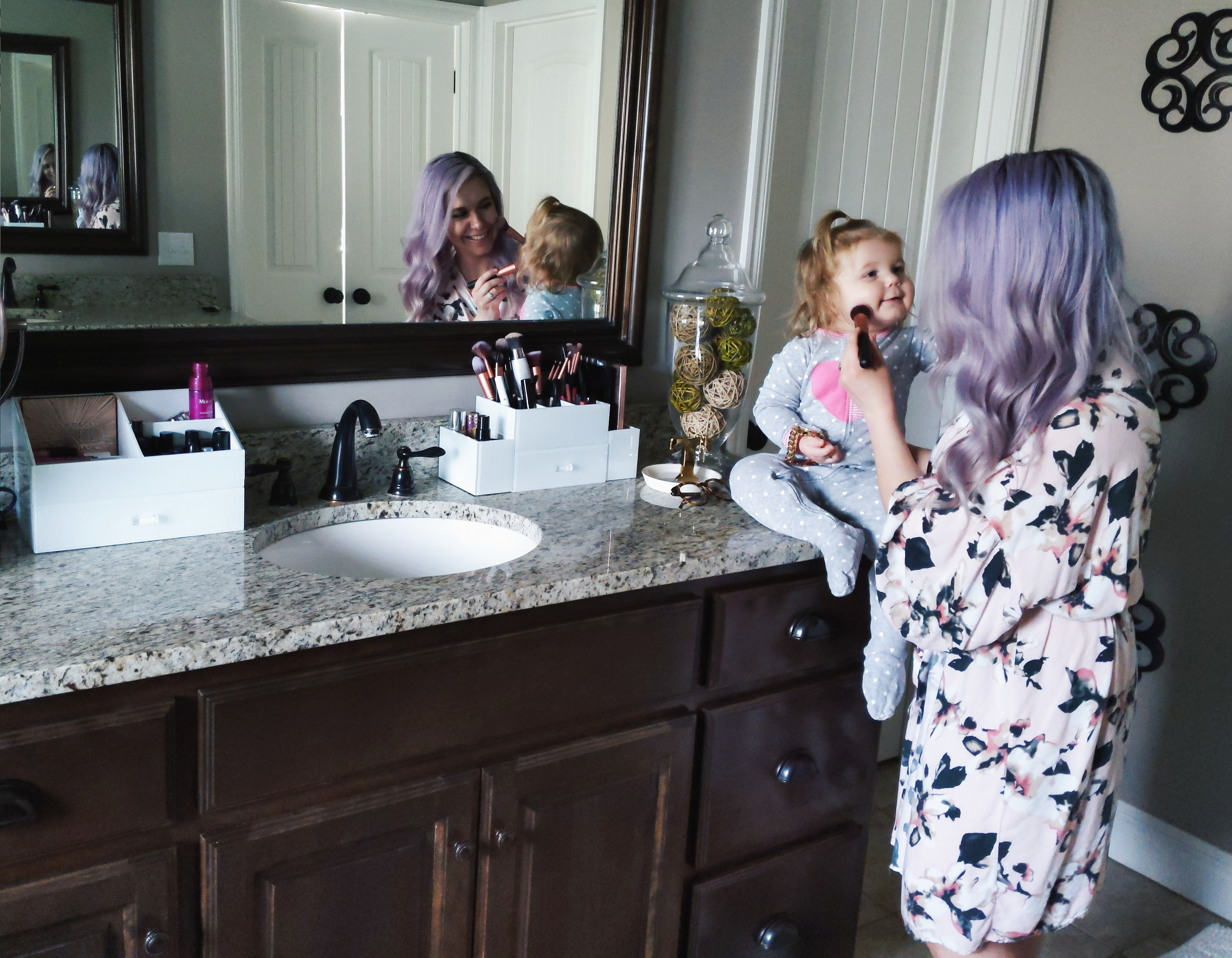 How to Organize Makeup and Jewelry: Organization tips for makeup and jewelry when you don't have a dedicated vanity space. How to organize your makeup and how to organize your jewelry to make your morning routine run much more smoothly! Blogger Tricia Nibarger of COVET by tricia showcases jewelry storage and makeup storage solutions. #organization #tidyingup #sparkjoy 