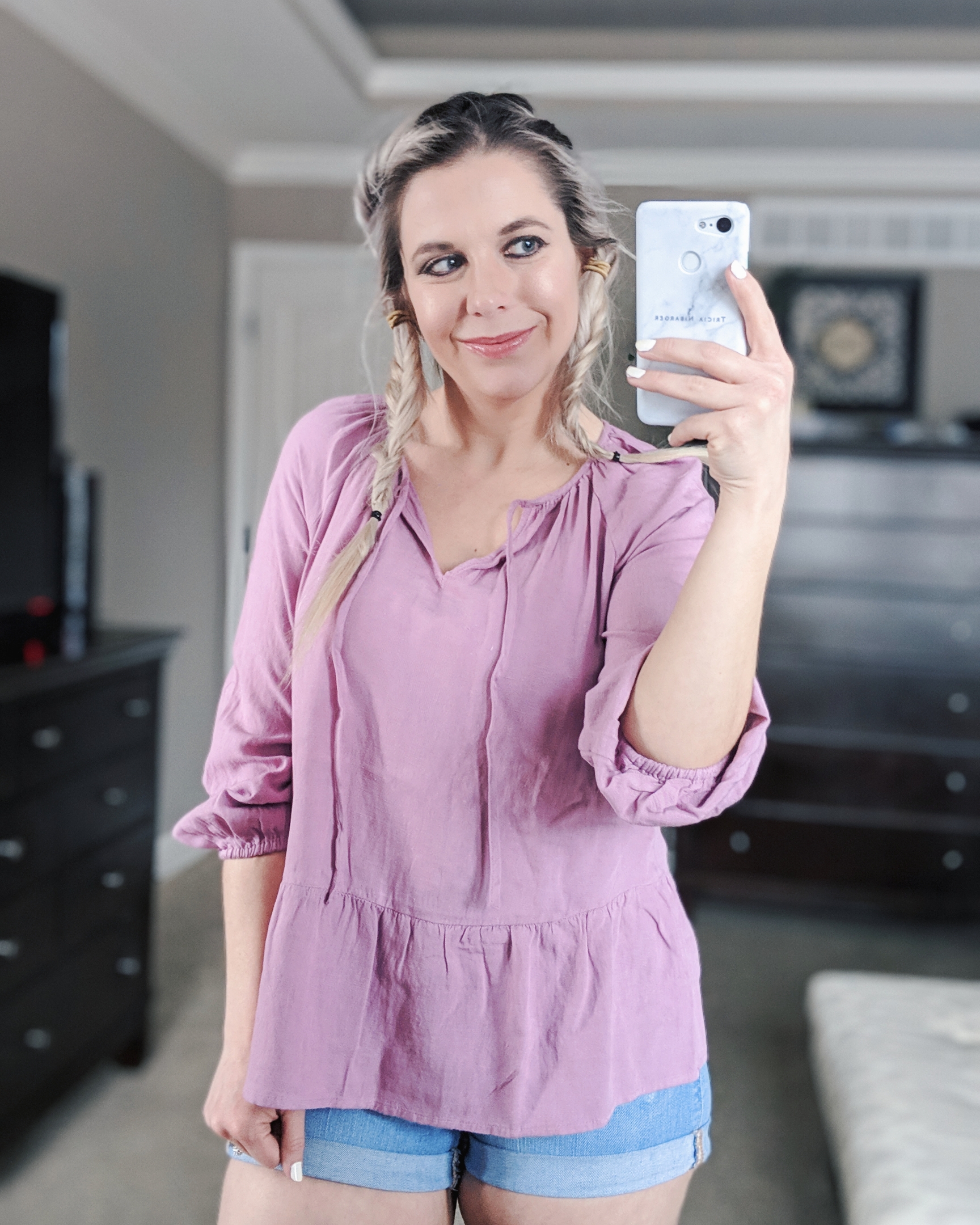 Old Navy Try On Haul Spring 2019: The best pieces from Old Navy to refresh your closet for Spring 2019! Fashion blogger Tricia Nibarger of COVET by tricia showcases the cutest Old Navy Spring 2019 styles. This Old Navy try on haul includes dresses, jackets, tops, shorts, workout wear, and more! #oldnavy #liketkit #tryon #haul