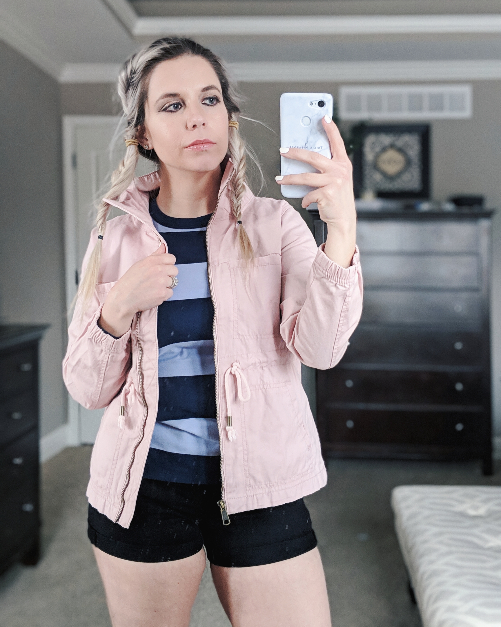 Old Navy Try On Haul Spring 2019: The best pieces from Old Navy to refresh your closet for Spring 2019! Fashion blogger Tricia Nibarger of COVET by tricia showcases the cutest Old Navy Spring 2019 styles. This Old Navy try on haul includes dresses, jackets, tops, shorts, workout wear, and more! #oldnavy #liketkit #tryon #haul
