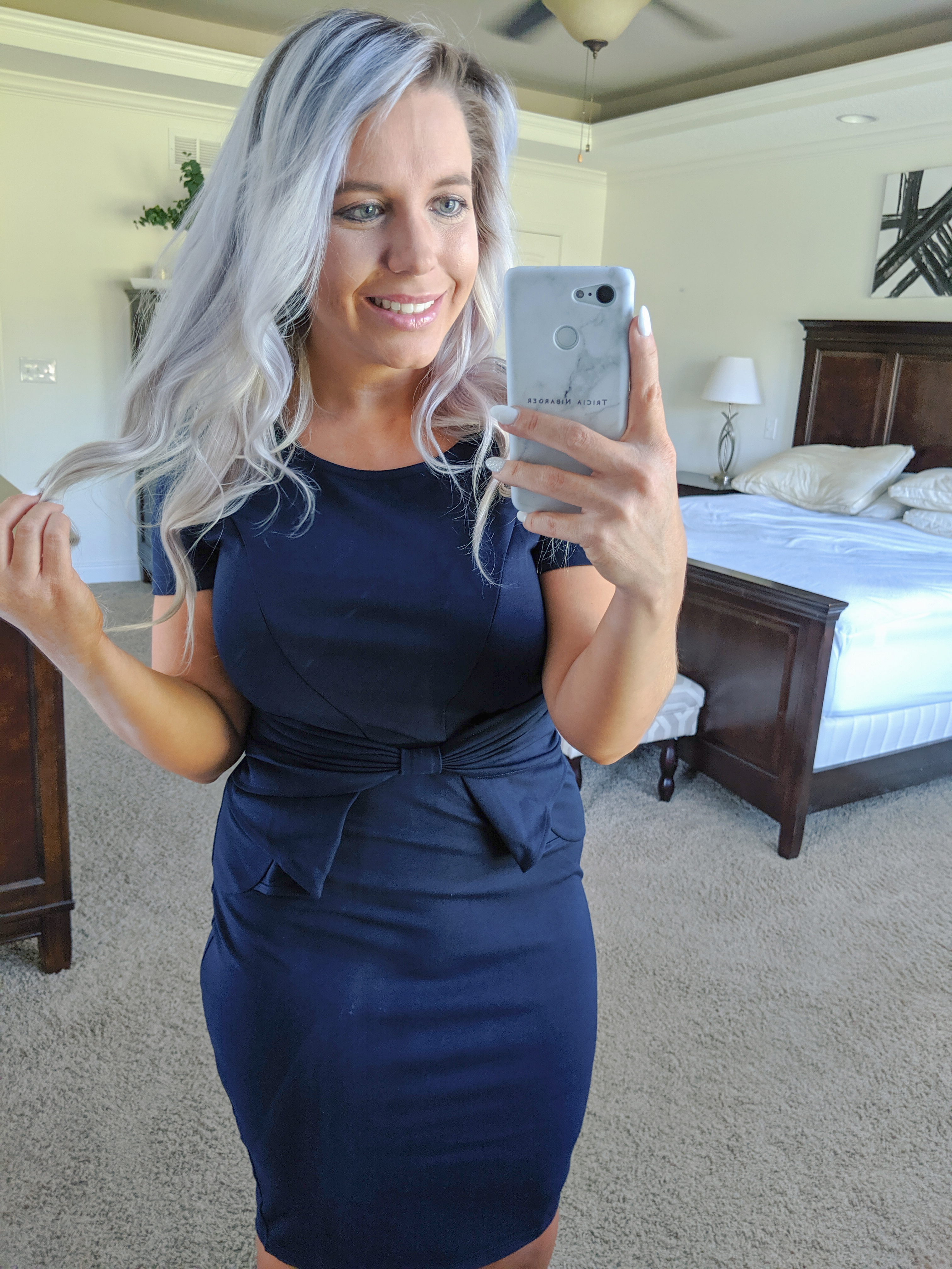 If you have an office job, you NEED to check out this try-on haul! Fashion blogger Tricia Nibarger shows the best work dresses on Amazon 2019. All dresses are budget-friendly and work appropriate. #tryon #amazonfinds #haul #workwear 
