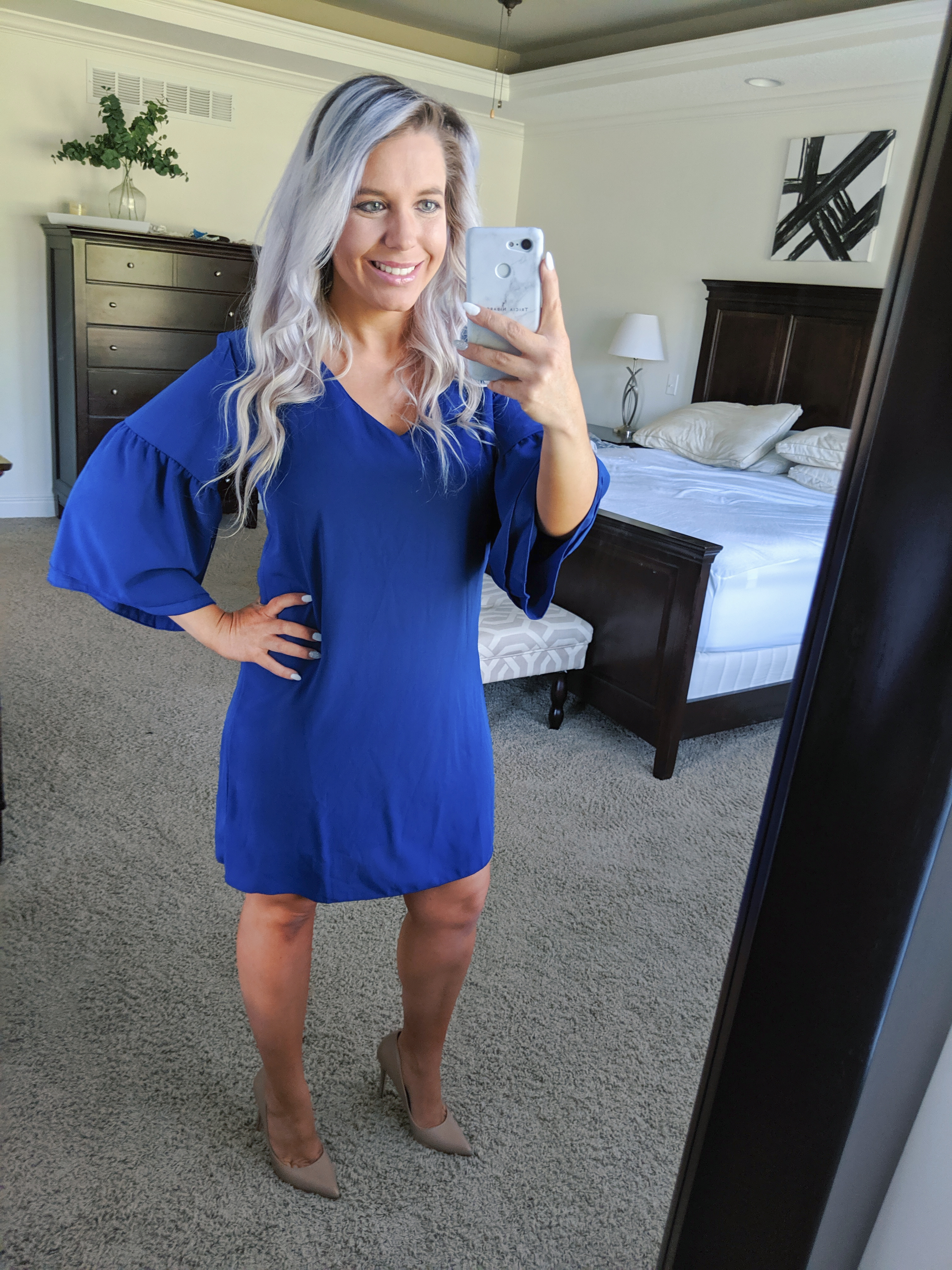 If you have an office job, you NEED to check out this try-on haul! Fashion blogger Tricia Nibarger shows the best work dresses on Amazon 2019. All dresses are budget-friendly and work appropriate. #tryon #amazonfinds #haul #workwear 