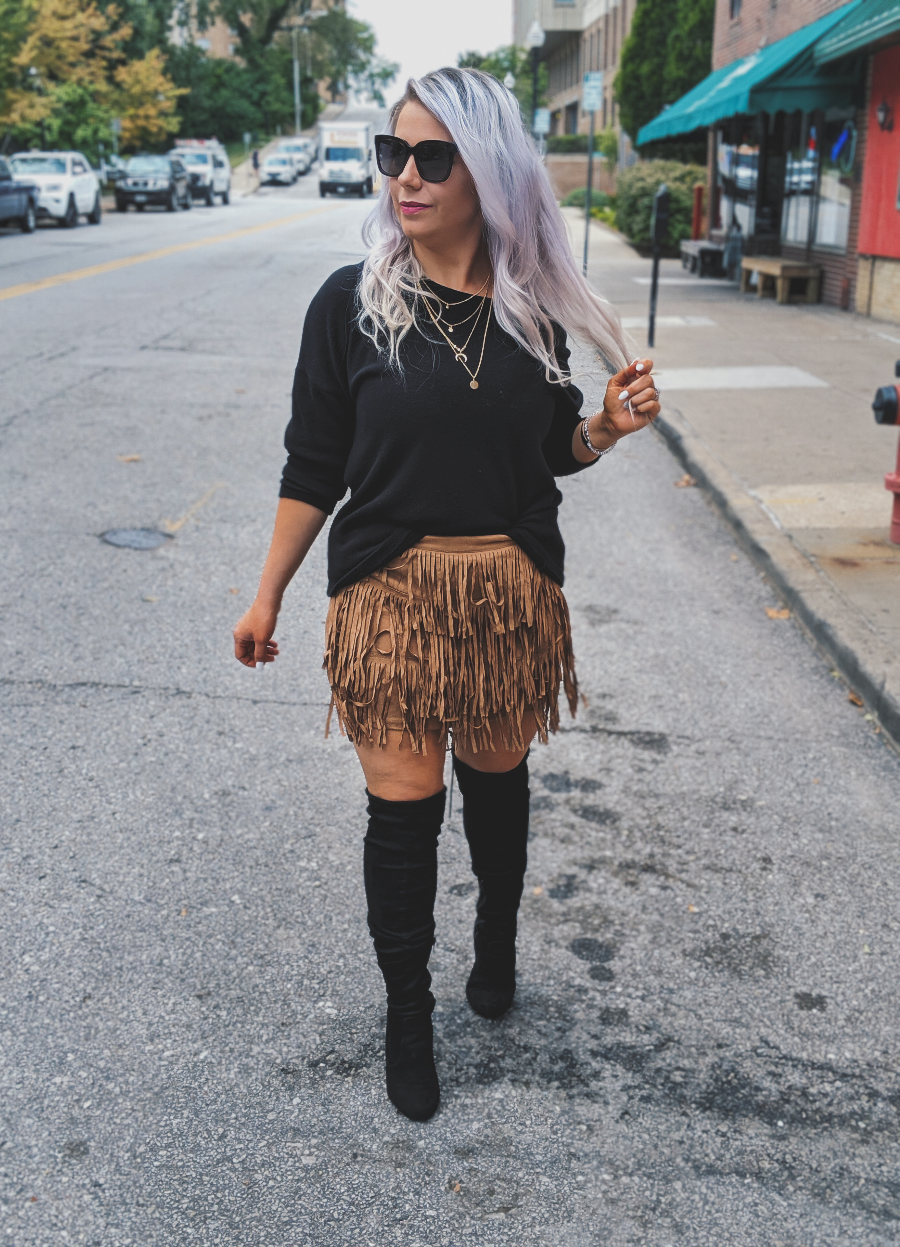 Fall outfit goals :) I NEED this fringe skirt! Fashion blogger Tricia Nibarger showcases fringe skirt outfit ideas for your fall outfits. Here's how to wear a fringe skirt in the fall and winter! This skirt is just $17 and a perfect addition to your fall 2019 wardrobe. #shein #sheingals #falloutfits