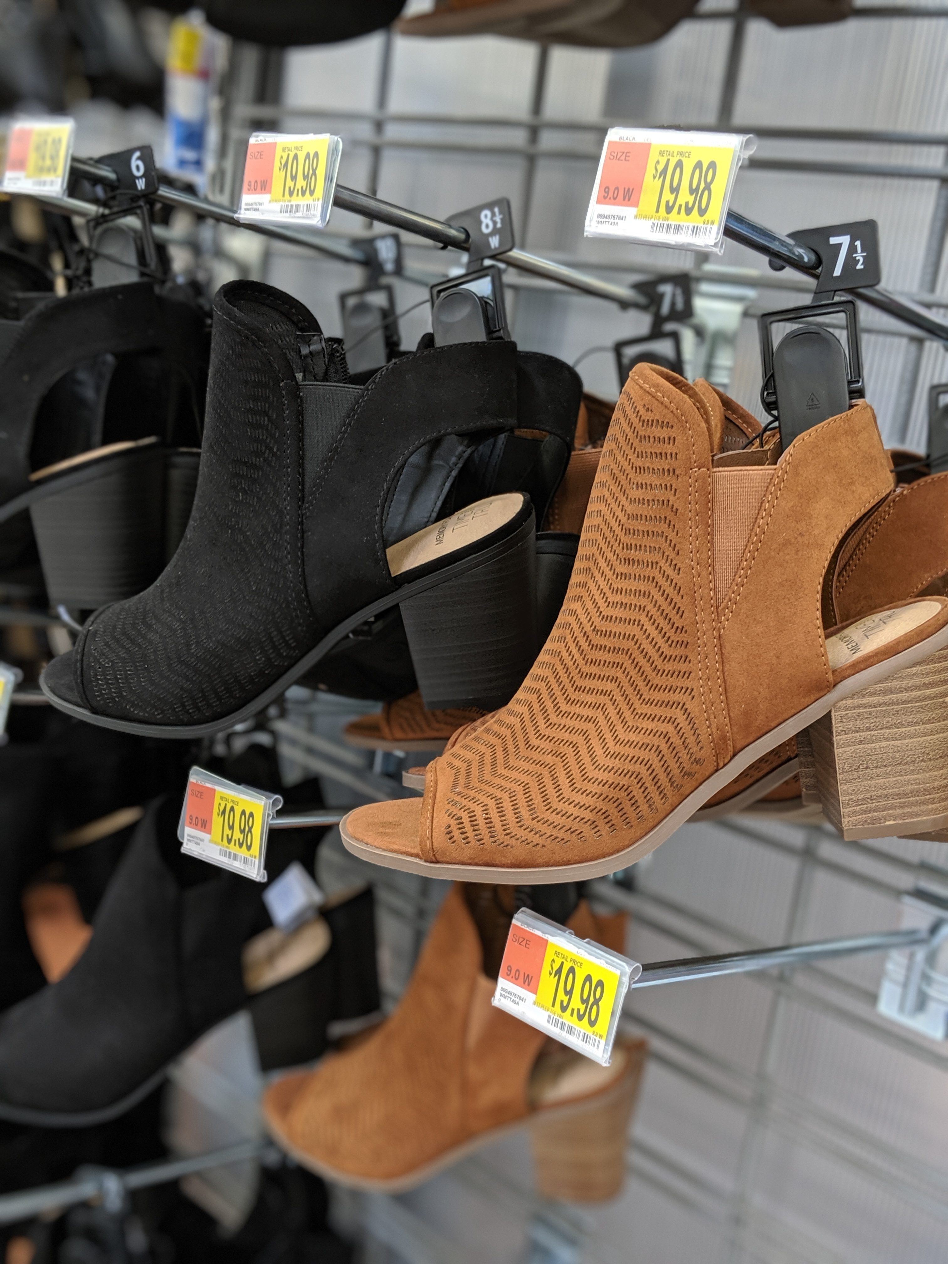 Walmart Try On Haul Fall 2019 - Fall 2019 Walmart finds with fashion blogger Tricia Nibarger of COVET by tricia. Lots of cute finds in this Walmart try on, including designer dupes, leopard print galore, and lots more. #walmart #walmartfashion #tryon #haul 