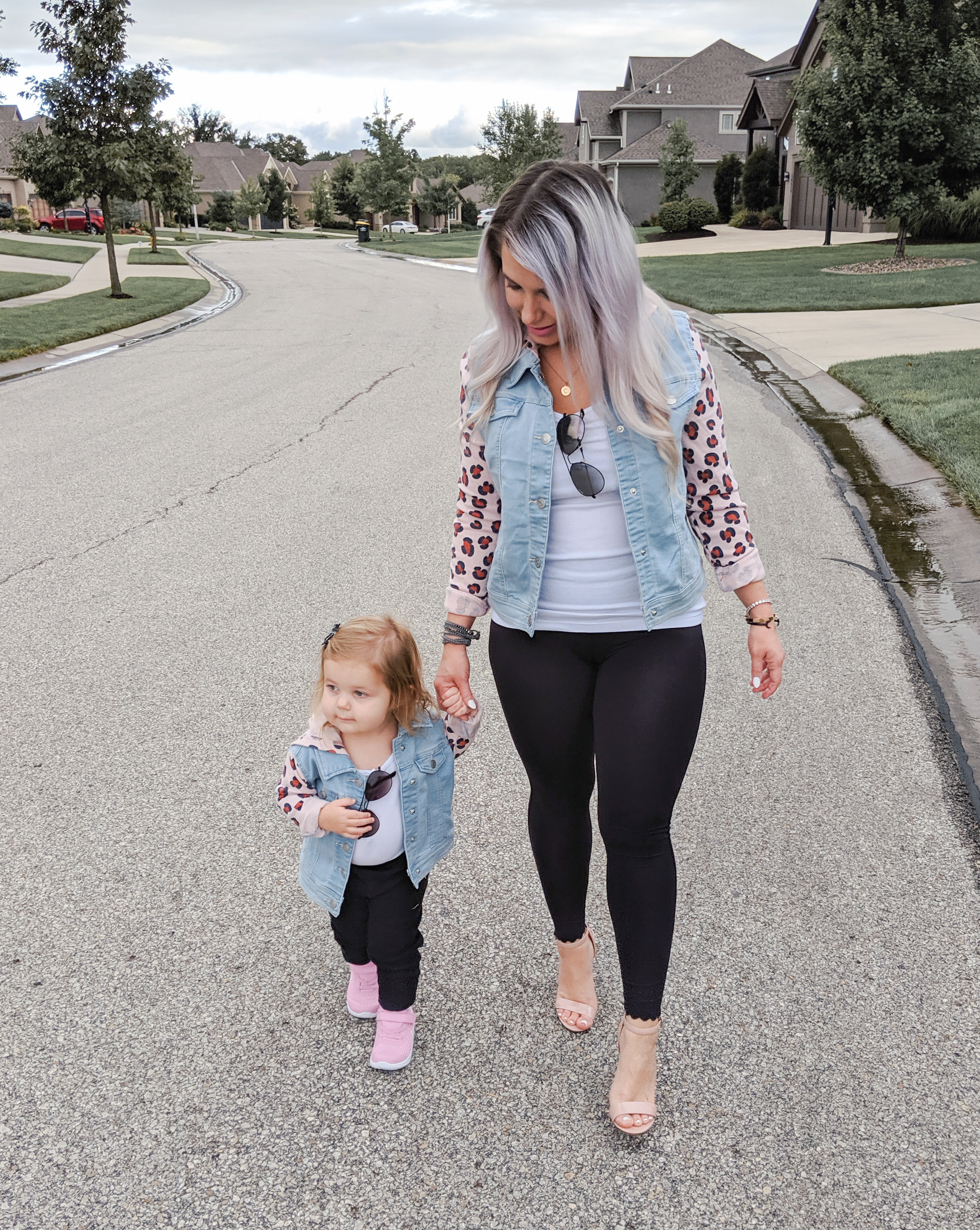 Mommy and Me Outfits, Mommy and Me Jackets, Target clothes, Target fashion, Mommy and Me outfits from Target, leopard print mom and me, girl mom, mom and daughter photos, #targetstyle #target #leopardprint Fall Outfits 2019