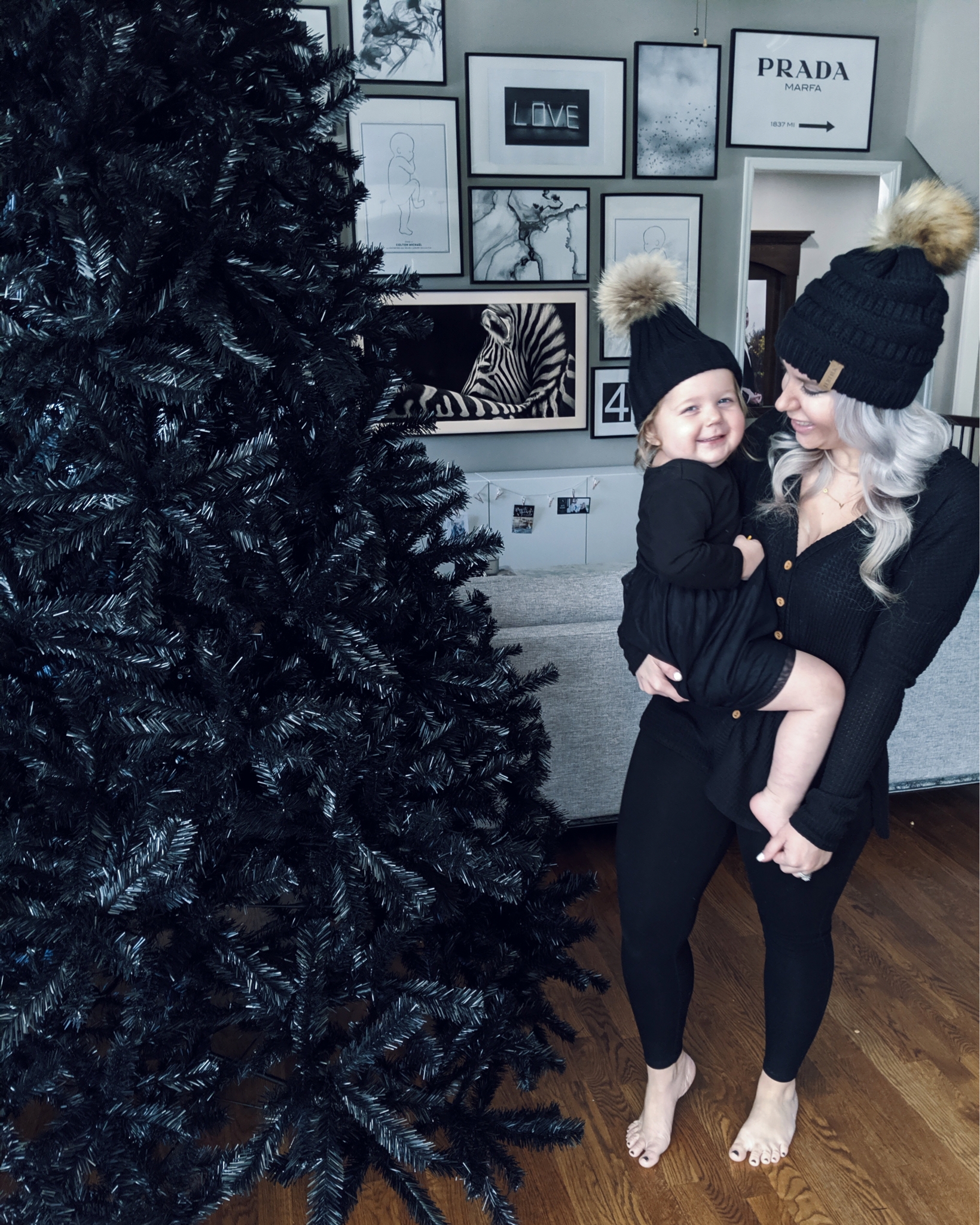 Black Christmas Tree - Modern Christmas Decor: A black Christmas tree is sophisticated, stylish, and unexpected. See how to decorate a black Christmas tree for modern Christmas decor! (Sponsored by Wayfair). #modernhome #christmasdecor #christmastree