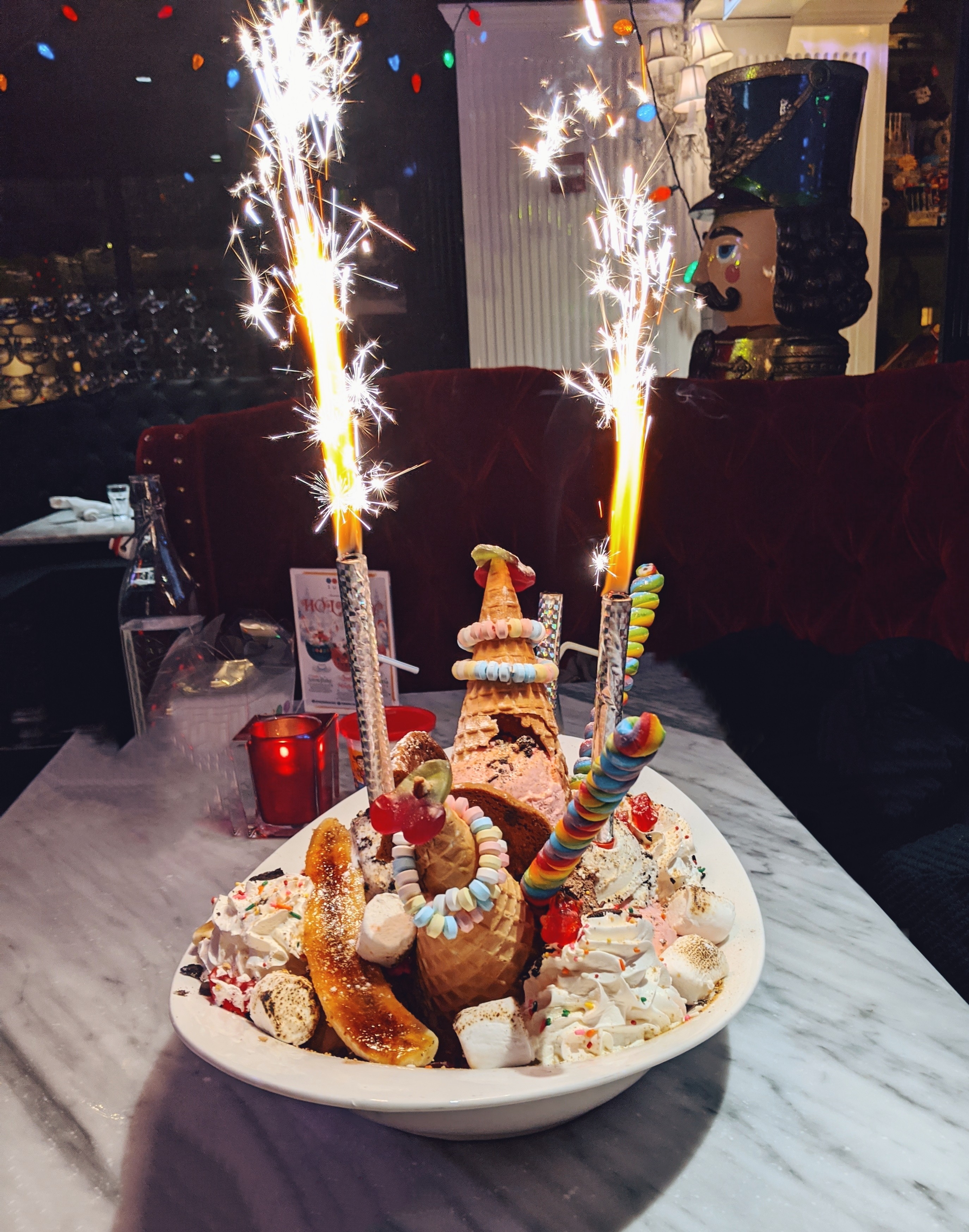 Sugar Factory Chicago - Instagrammable Restaurants in Chicago - If you're looking for the most Instagram worthy places in Chicago, you have to check out Sugar Factory! Their King Kong Sundae is the dessert of a lifetime. #sugarfactory #chicago #choosechicago