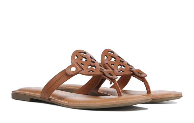 Best Tory Burch Miller Dupes - We scoured the Internet for the best Tory Burch Miller dupes and put them all in this post! Get the look for less with these Tory Burch dupes, PLUS tips on the best ways to score discounted authentic Tory Burch Miller sandals, too! #toryburch #designerdupe #designerdupes 