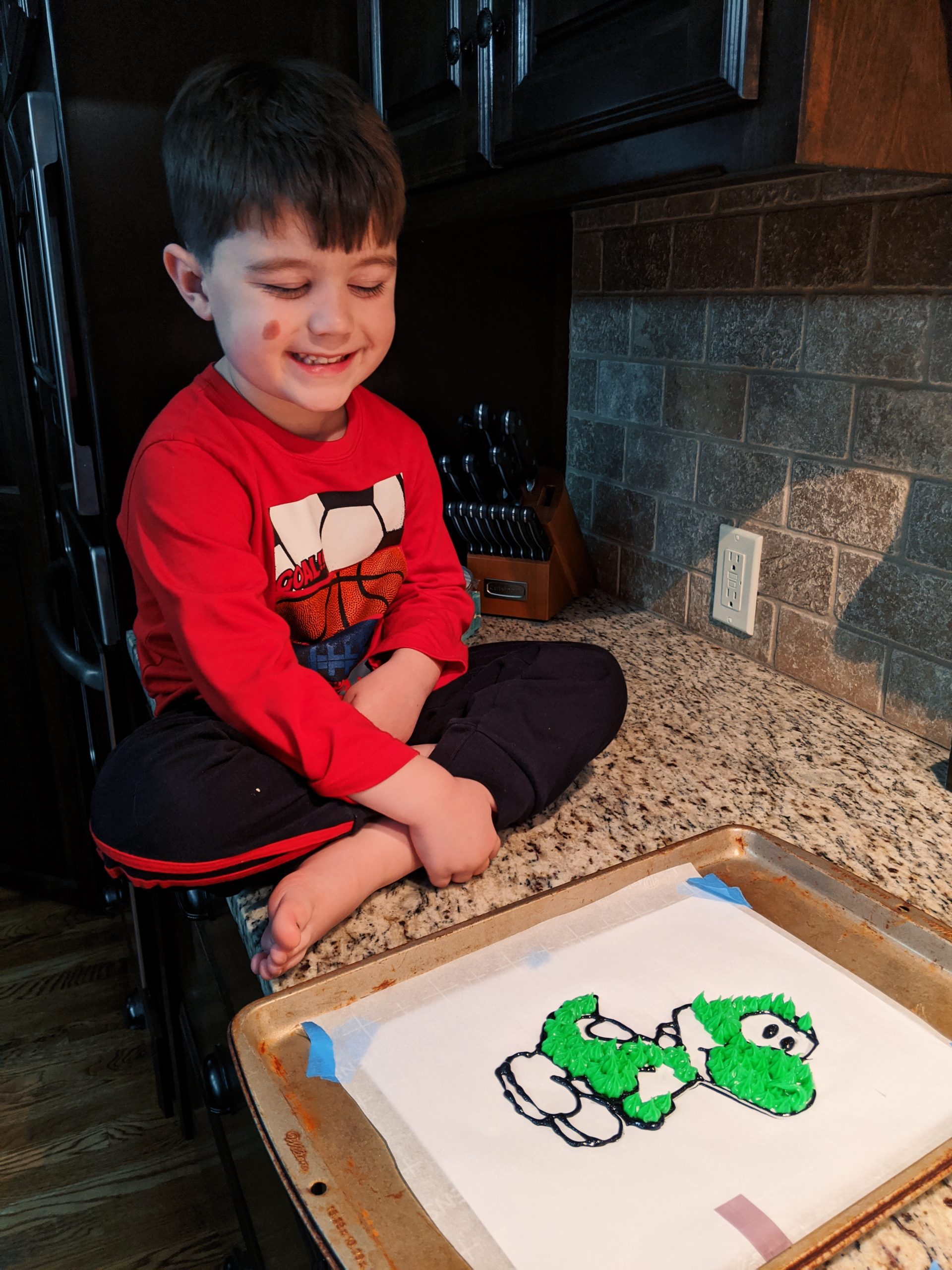 How to Make a Character Cake - DIY Character Cake: Easy DIY Instructions to put ANY character on a cake! Here's how to do a frozen buttercream transfer to make a character cake. #cakedecorating #yoshi #cakes 