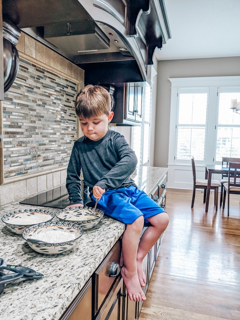 Baked Chicken Tenders with Crispy Panko Breading - This easy chicken tenders recipe with panko breading is a family favorite! The kids can even help prepare these! The panko breading makes them nice and crispy straight out of the oven, no need for frying. #chickenrecipes #chickentenders #kidfriendlyfoods 