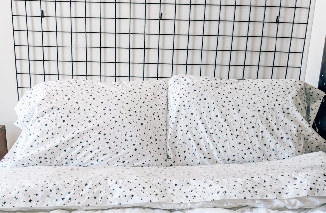 DIY Grid Headboard - DIY Headboard Ideas - Genius DIY modern headboard ideas that are actually affordable! #headboard #scandinavian #modern #minimalist