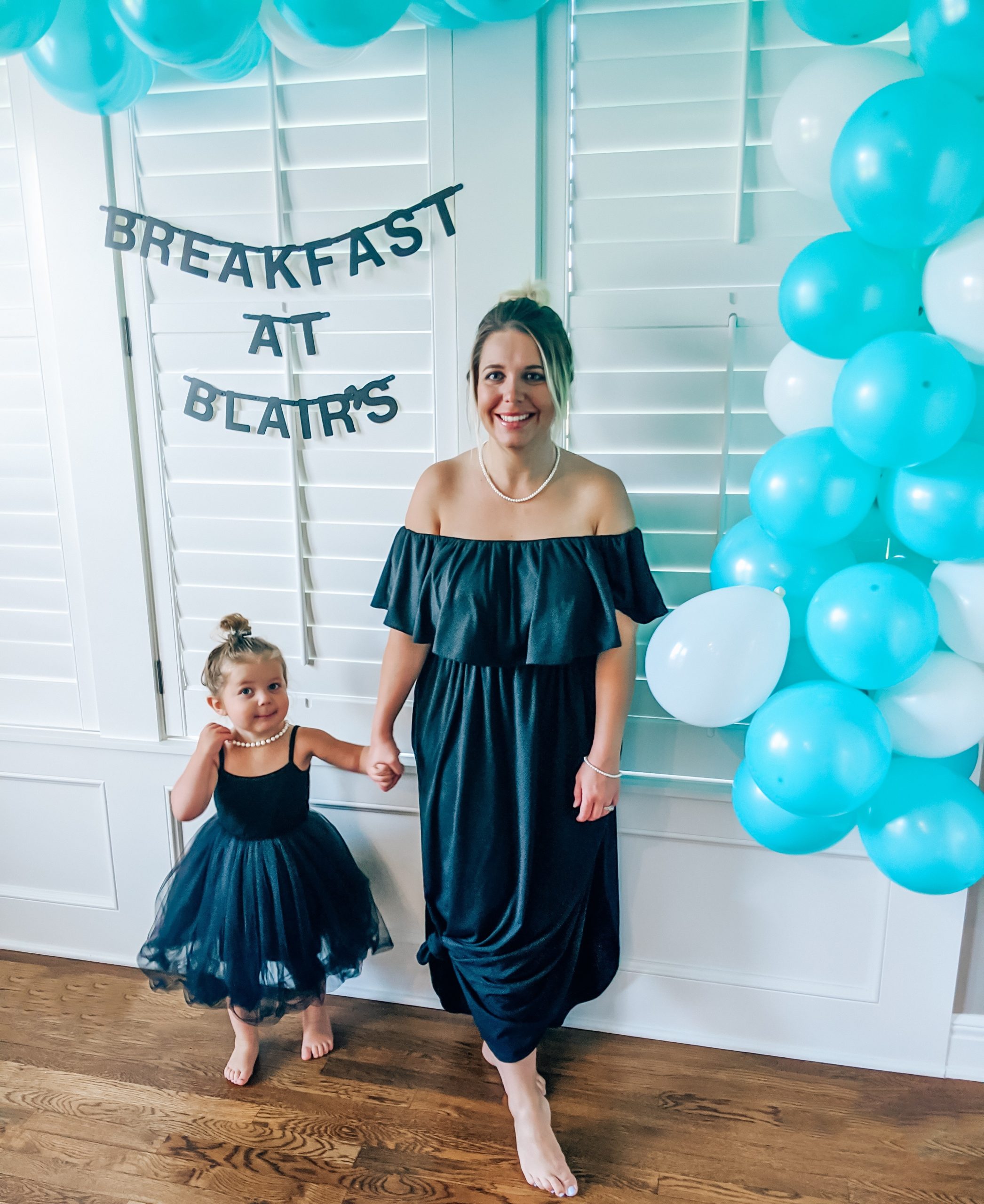 Breakfast at Tiffanys Party - Breakfast at Tiffanys Birthday Party - Audrey Hepburn Party - Girl Birthday Party Ideas - Third Birthday Party #breakfastattiffanys #audreyhepburn #partyideas #birthdayparty