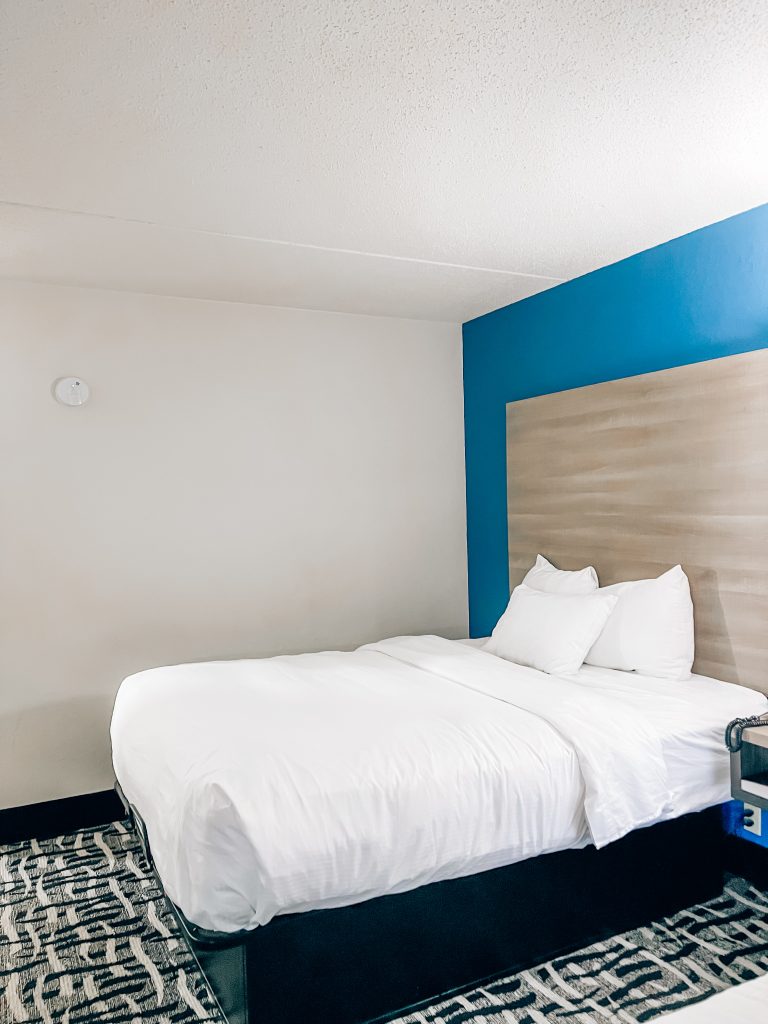 Baymont Inn on the Strip Branson MO Hotel Reviews - Baymont by Wyndham on the Strip Branson MO - Branson Missouri Hotel Reviews - Baymont Branson Reviews