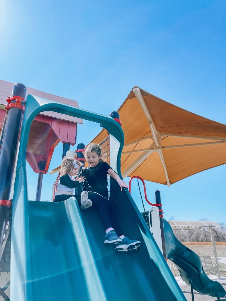 Parks in Overland Park Kansas - Verhaeghe Park - Best Parks in Overland Park KS - Looking for things to do with kids in Kansas City or things to do with kids in Overland Park? Check out one of the hidden gems in JoCo -- Verhaeghe Park in South OP!