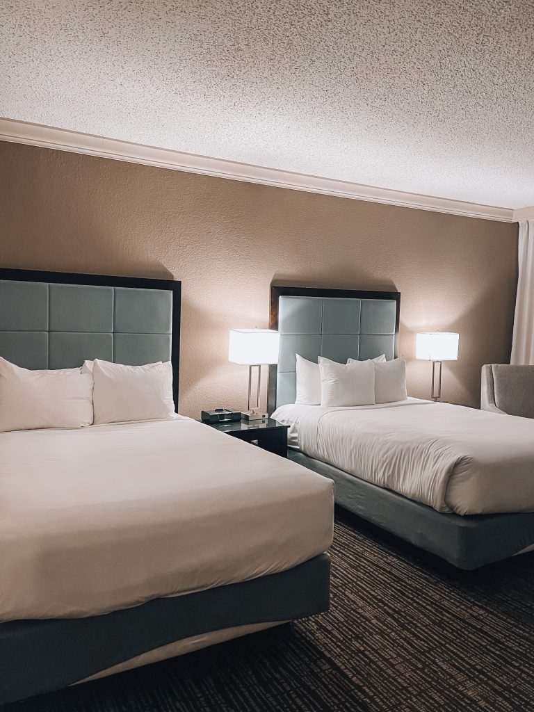 Best Hotels in Downtown Tulsa - Hyatt Regency Tulsa Downtown Reviews - Downtown Tulsa Hotel with Pool - Downtown Tulsa Hotels with Indoor Pool - Downtown Tulsa Hotels with Rooftop Pool