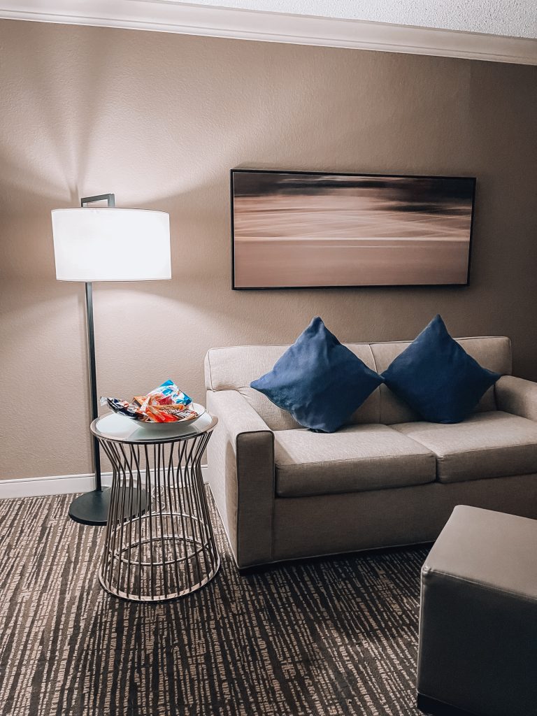 Best Hotels in Downtown Tulsa - Hyatt Regency Tulsa Downtown Reviews - Downtown Tulsa Hotel with Pool - Downtown Tulsa Hotels with Indoor Pool - Downtown Tulsa Hotels with Rooftop Pool