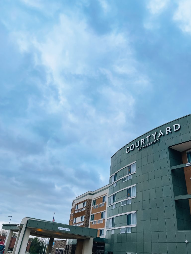 Bellevue NE Hotels with Pool - Beardmore Event Center Hotels - Omaha Hotels with Pool - Courtyard Marriott Omaha Bellevue Beardmore Event Center Hotel