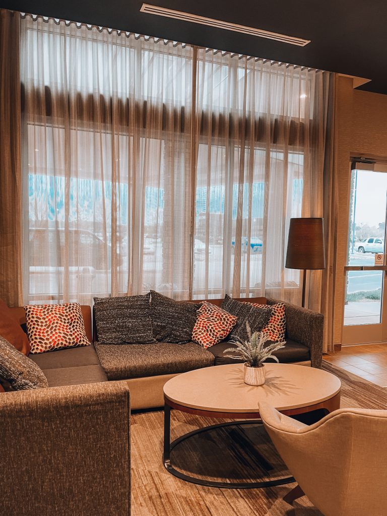Bellevue NE Hotels with Pool - Beardmore Event Center Hotels - Omaha Hotels with Pool - Courtyard Marriott Omaha Bellevue Beardmore Event Center Hotel