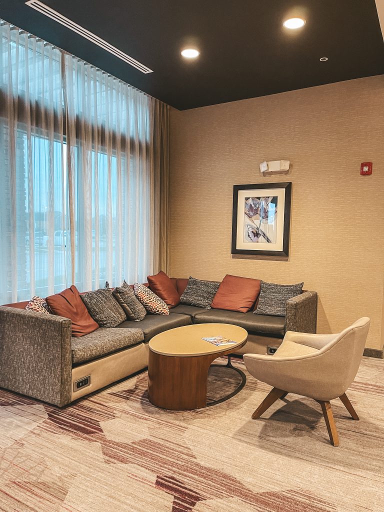 Bellevue NE Hotels with Pool - Beardmore Event Center Hotels - Omaha Hotels with Pool - Courtyard Marriott Omaha Bellevue Beardmore Event Center Hotel