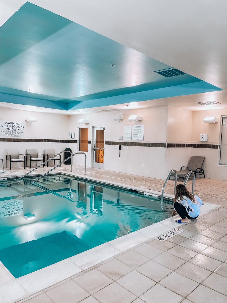 Bellevue NE Hotels with Pool - Beardmore Event Center Hotels - Omaha Hotels with Pool - Courtyard Marriott Omaha Bellevue Beardmore Event Center Hotel