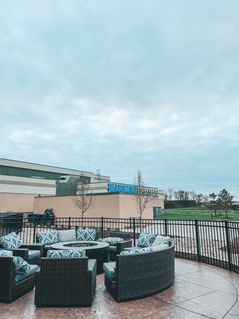 Bellevue NE Hotels with Pool - Beardmore Event Center Hotels - Omaha Hotels with Pool - Courtyard Marriott Omaha Bellevue Beardmore Event Center Hotel