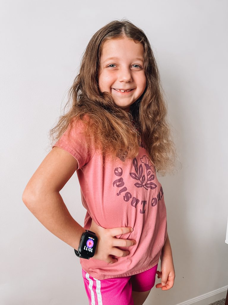 Kids Smart Watch - Back to School Safety with Bark Watch for Kids - Send your kids back to school the safe way with the best kids smart watch -- Bark Watch reviews are here!