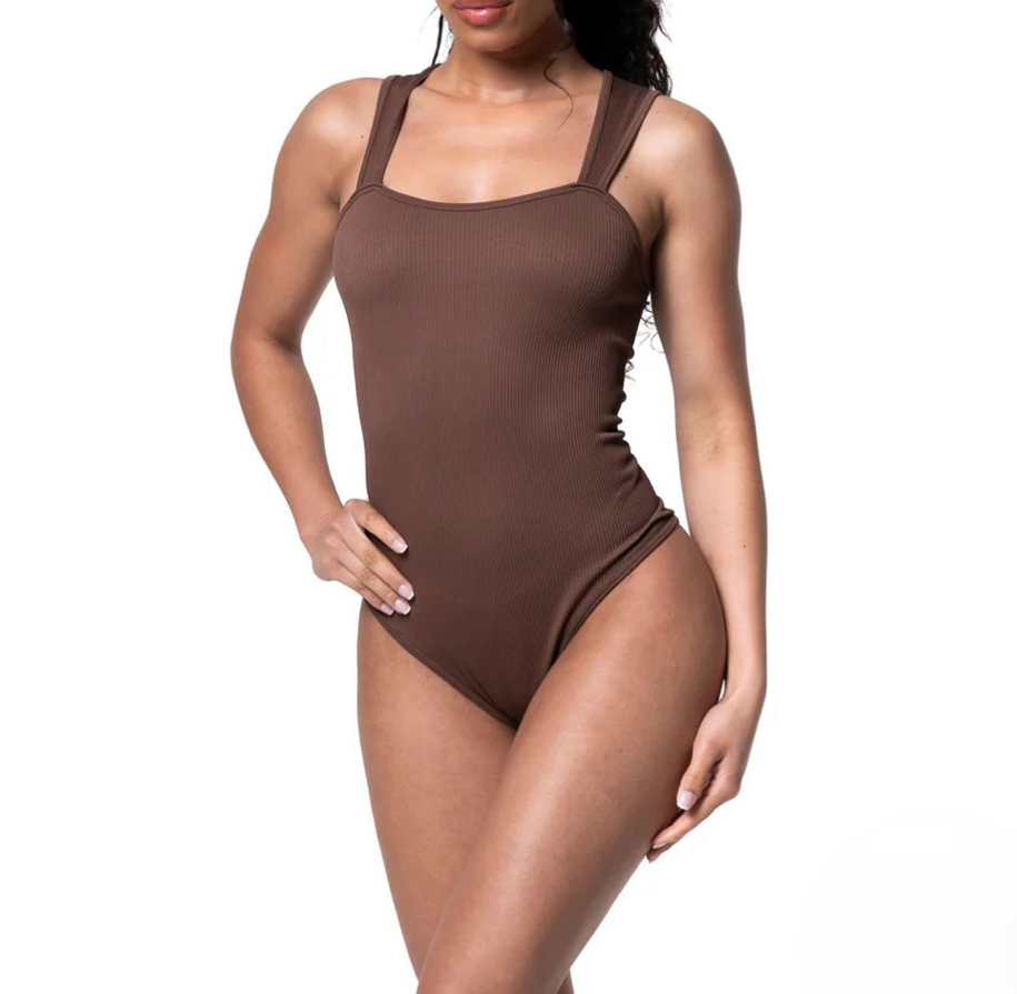 Is Shapewear Good for Postpartum - HeyShape reviews, postpartum shapewear for moms, shapewear for after pregnancy, bodysuits for new moms, bodysuits for postpartum